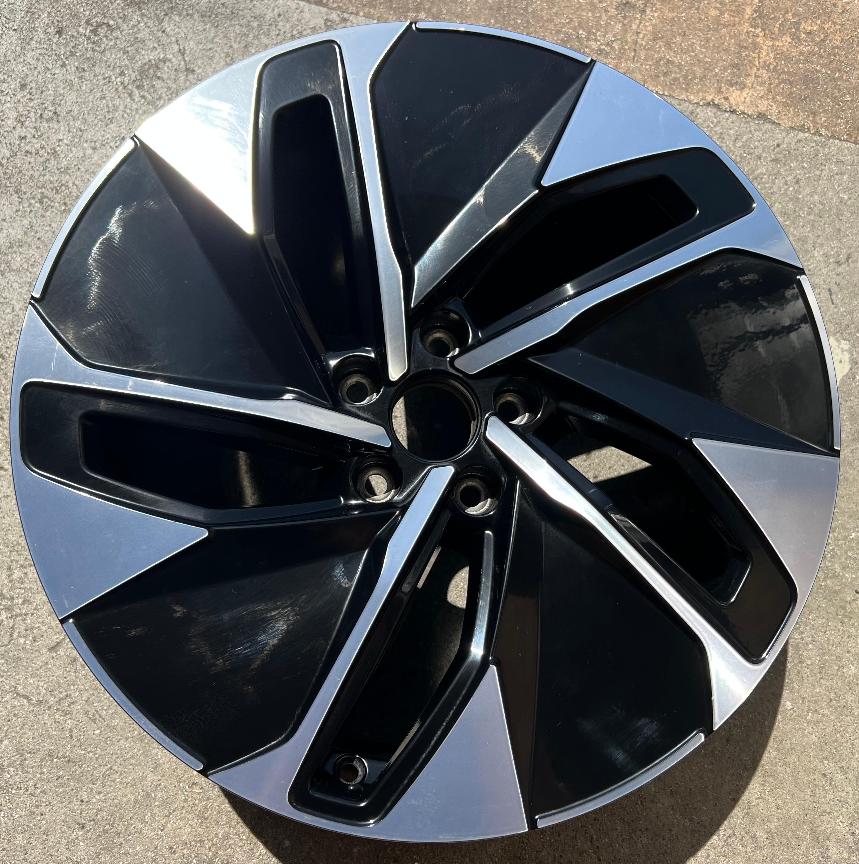 1 x ORIGINELE 19" ALUMINIUM VELG VOOR VW ID4, ID.4, ID5, ID.5 11A601025 HAMAR GRATIS THUISBEZORGING