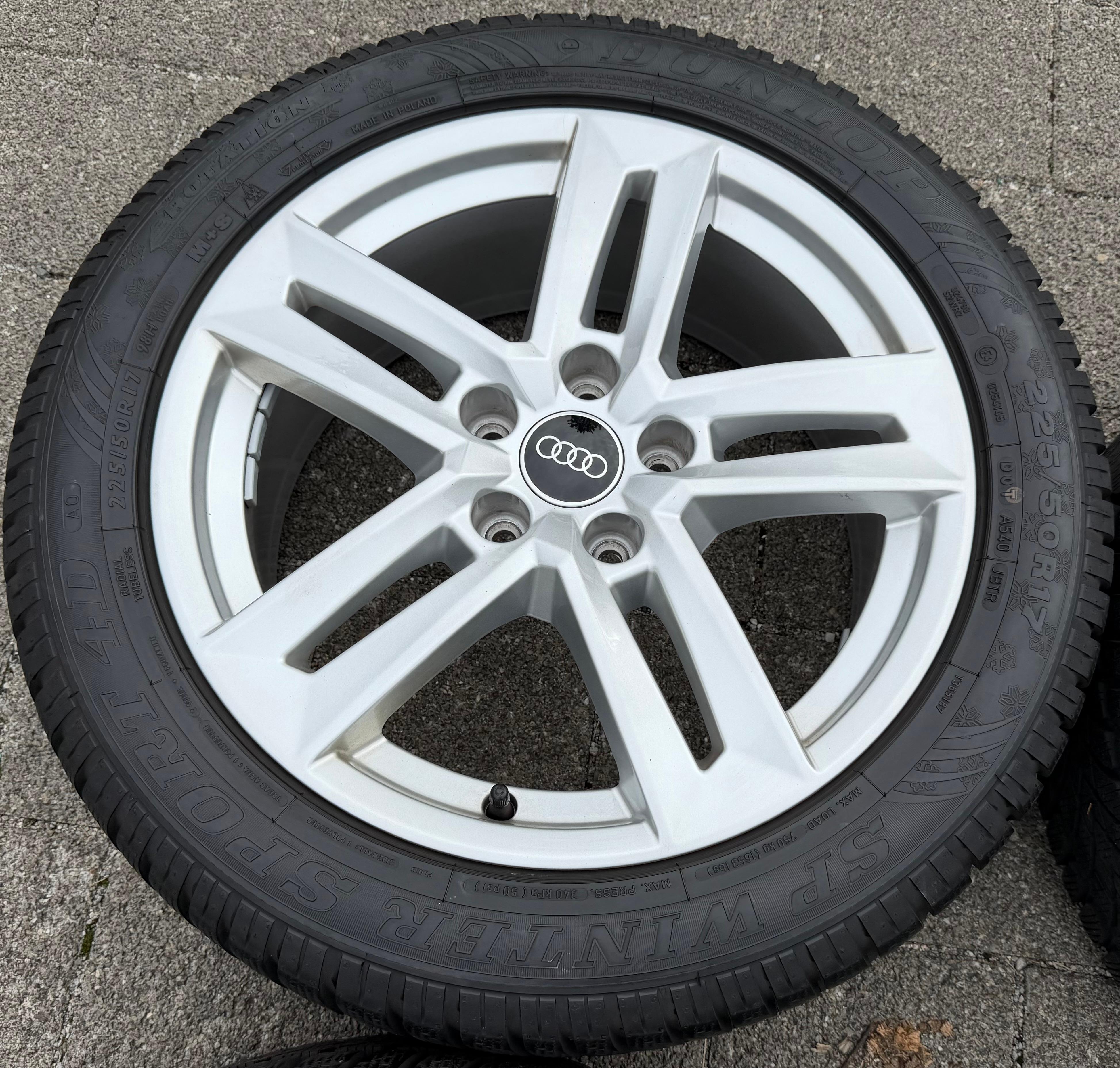 4 Original 17" Alu Winterräder Audi A4 B9 8W 8W0601025P 225/50R17 98H Dunlop 2021