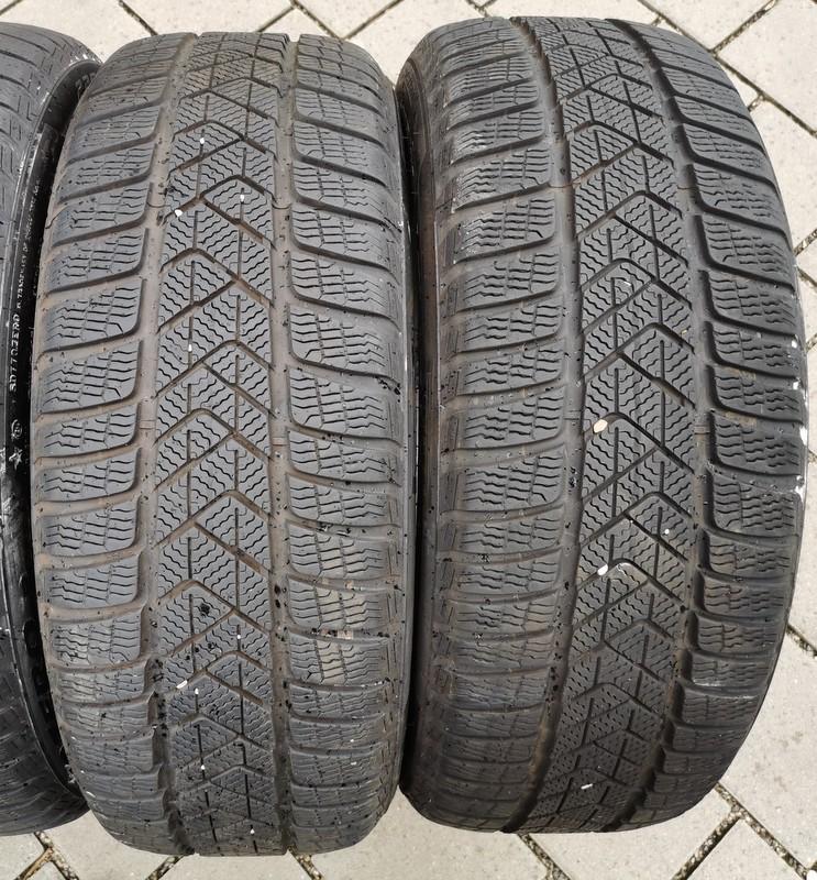 4 x 225/45R19 96V winterbanden Pirelli Sottozero 3 Runflat 2x 6,5-7mm en 2x 6mm 2019/2020