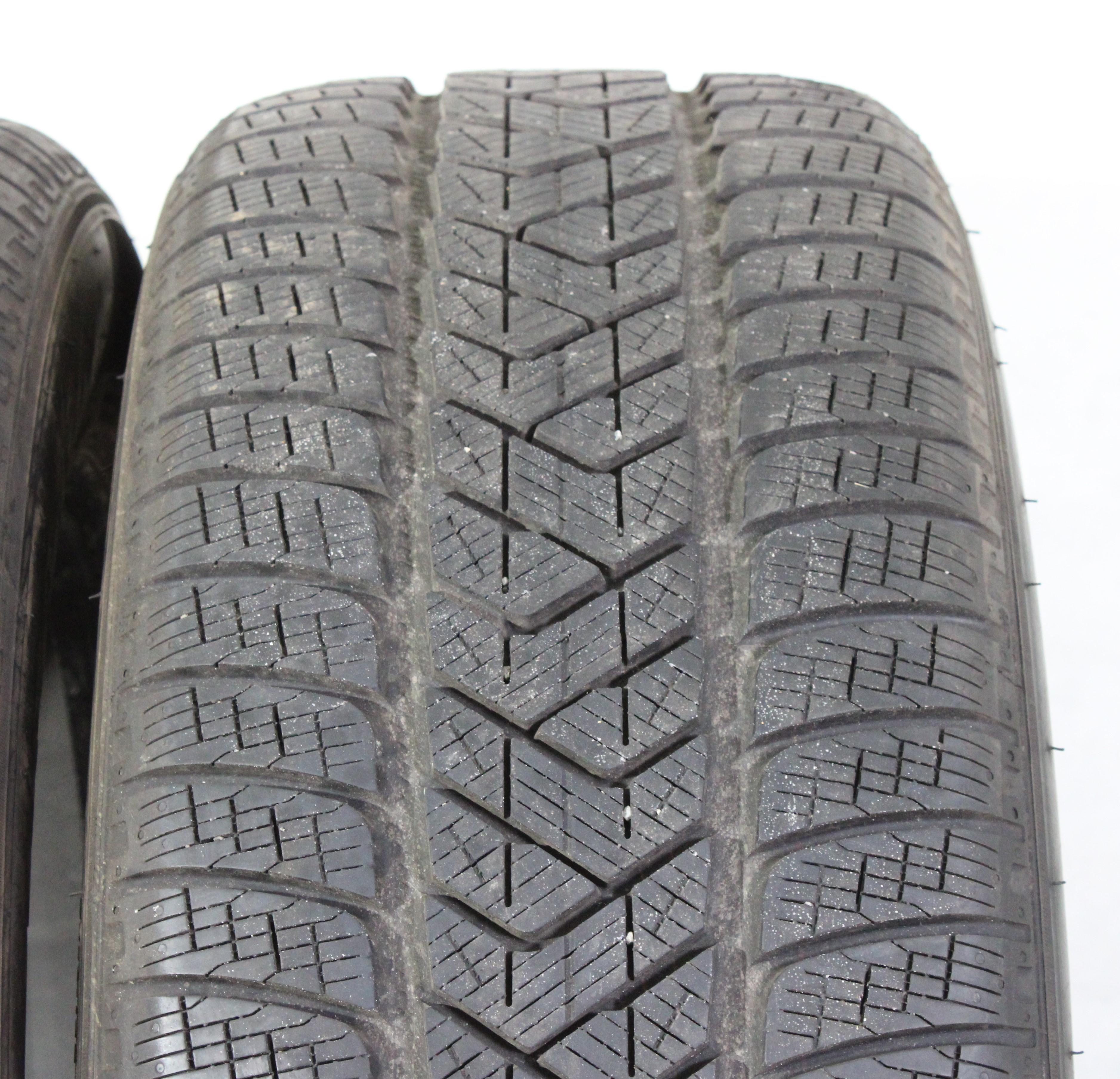 2 x 235/60R18 103H Winterreifen Pirelli Scorpion Winter 5,5-6mm 2022 MO
