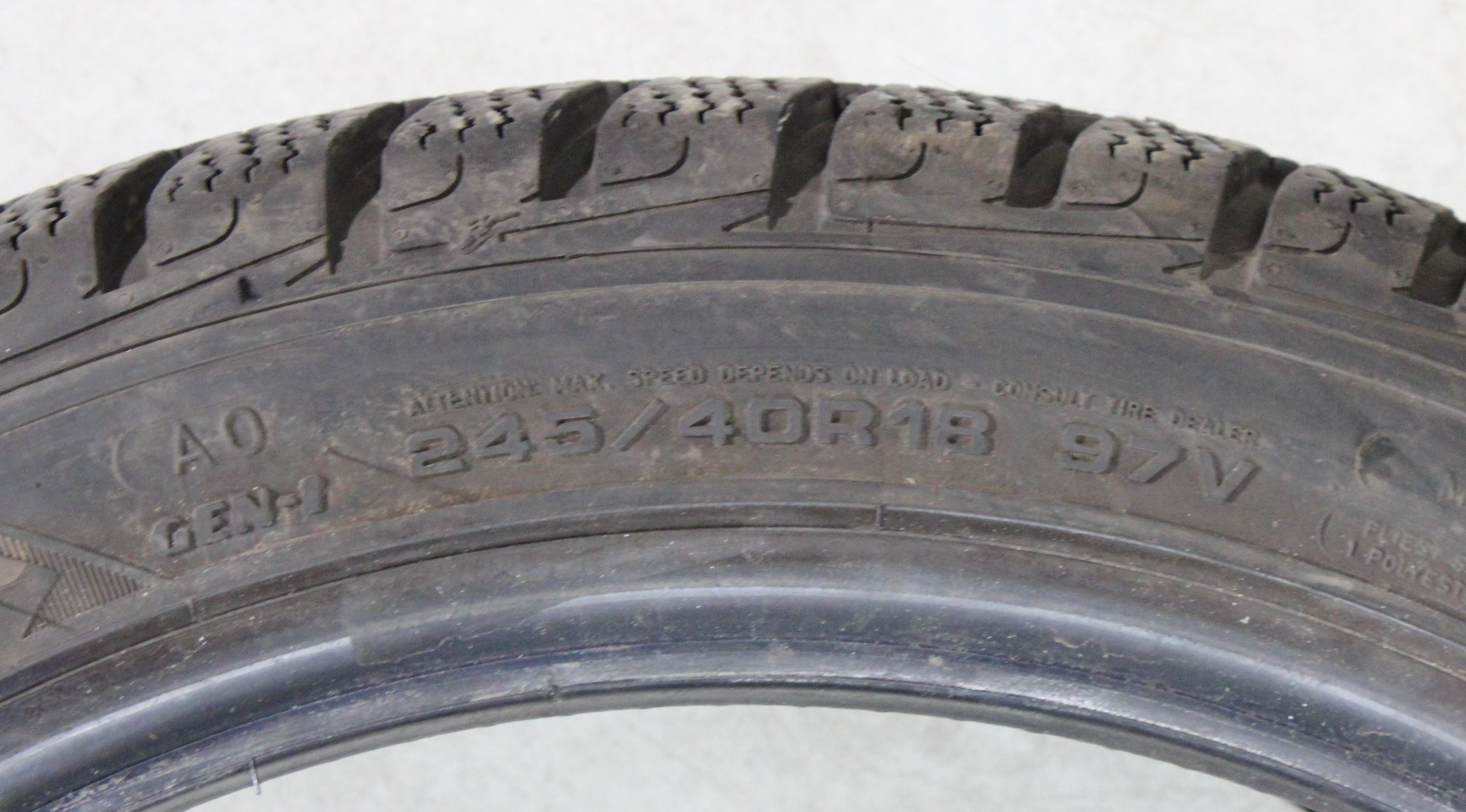 1 x 245/40R18 97V Winterreifen Goodyear Ultra Grip Performance GEN-1 AO 6,5mm 2024