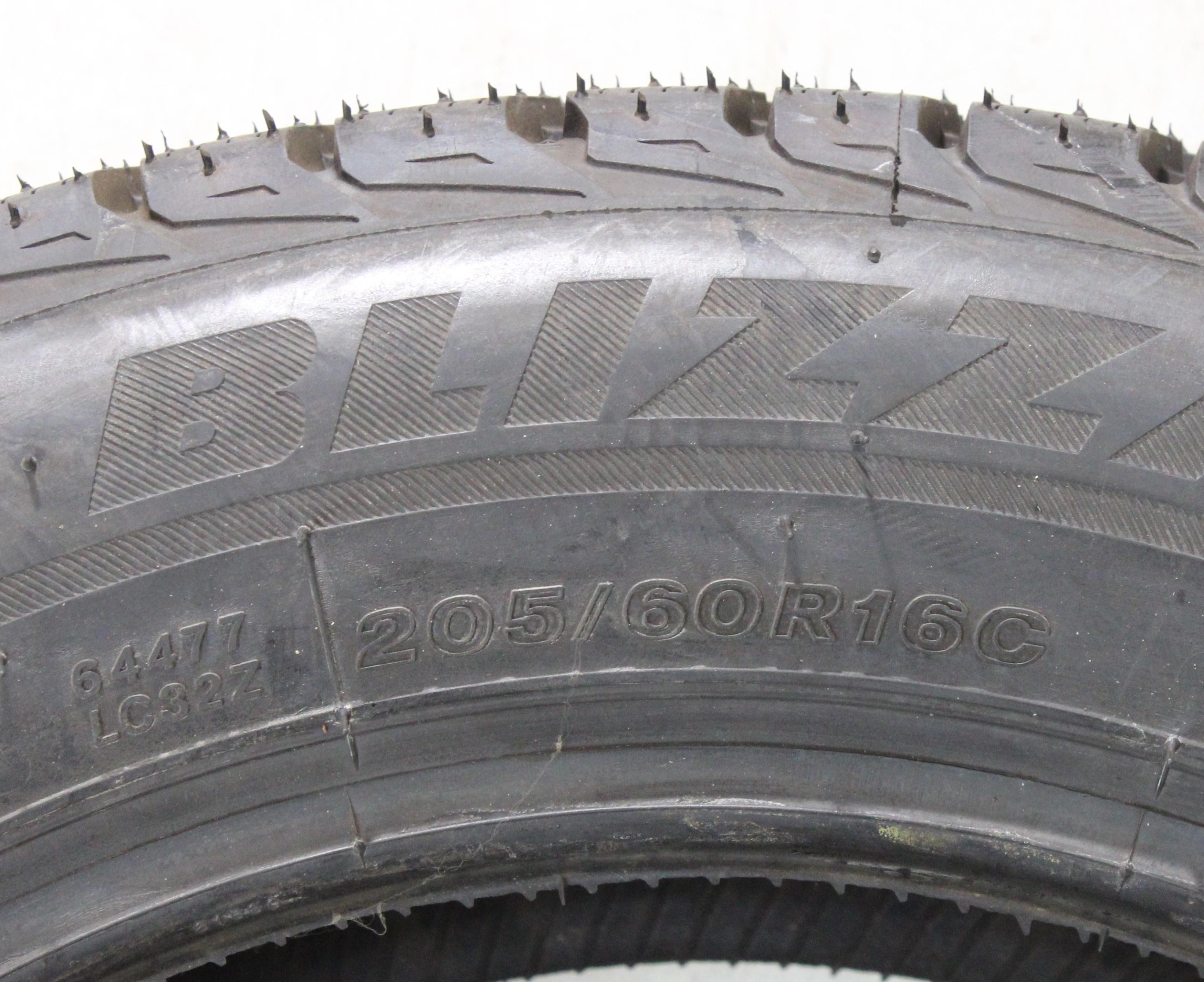 1 x 205/60R16C 100/98T Winterreifen Bridgestone Blizzak LM-32 C NEU 2019