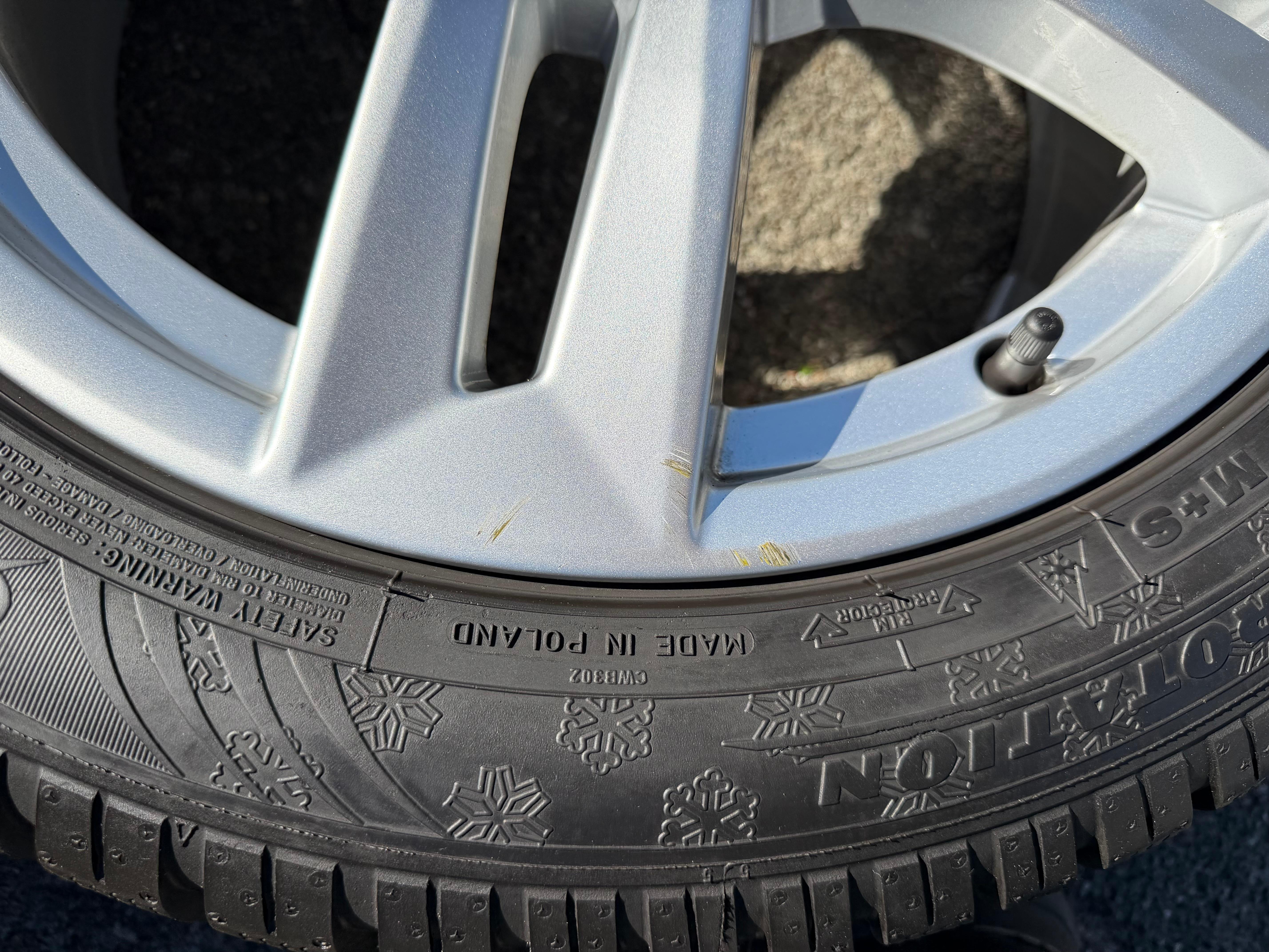 4 Original 17" Alu Winterräder Audi A4 B9 8W 8W0601025P 225/50R17 98H Dunlop 2022