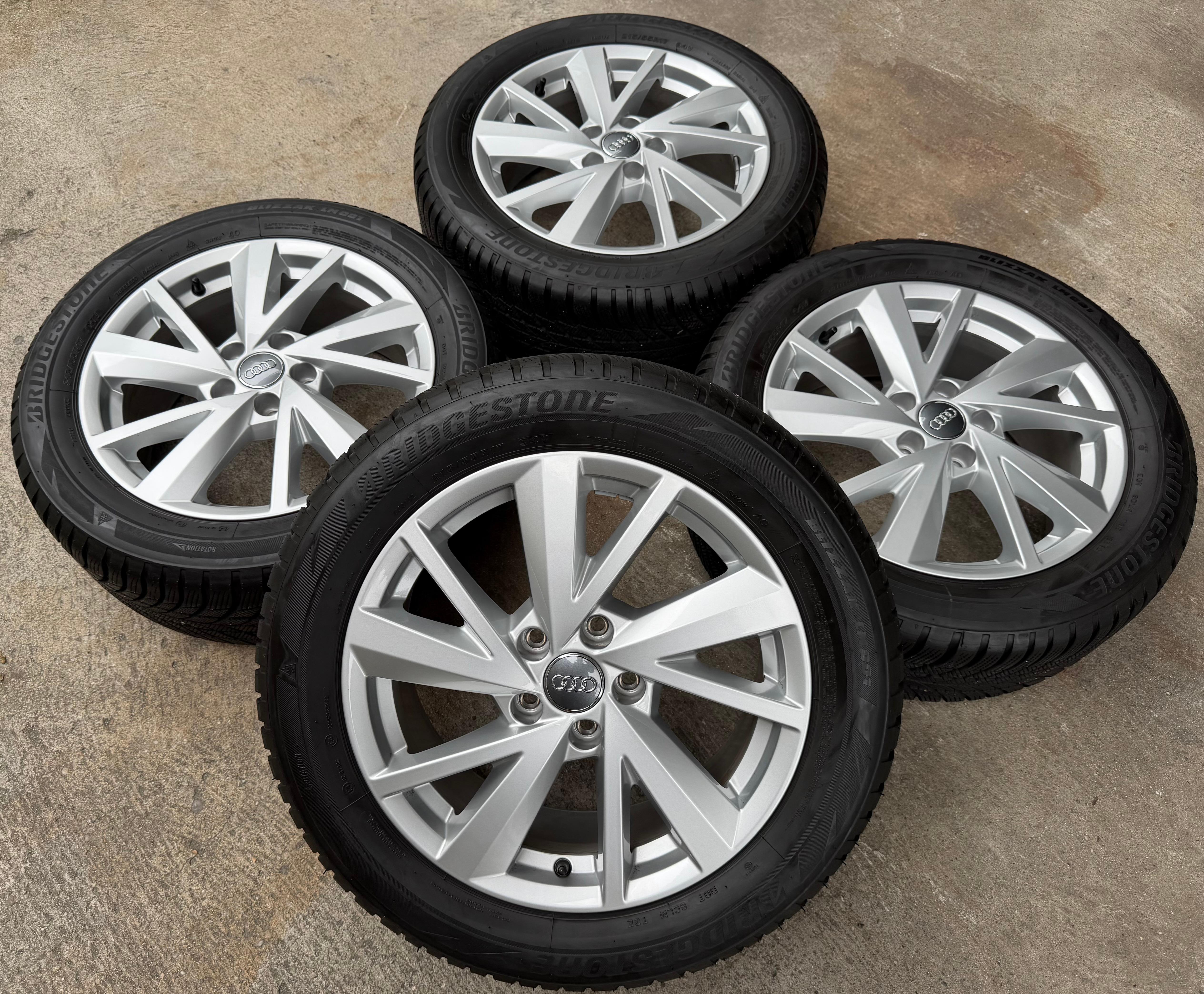 4 Original 17" Alu Winterräder Audi Q2 215/55R17 94V Bridgestone