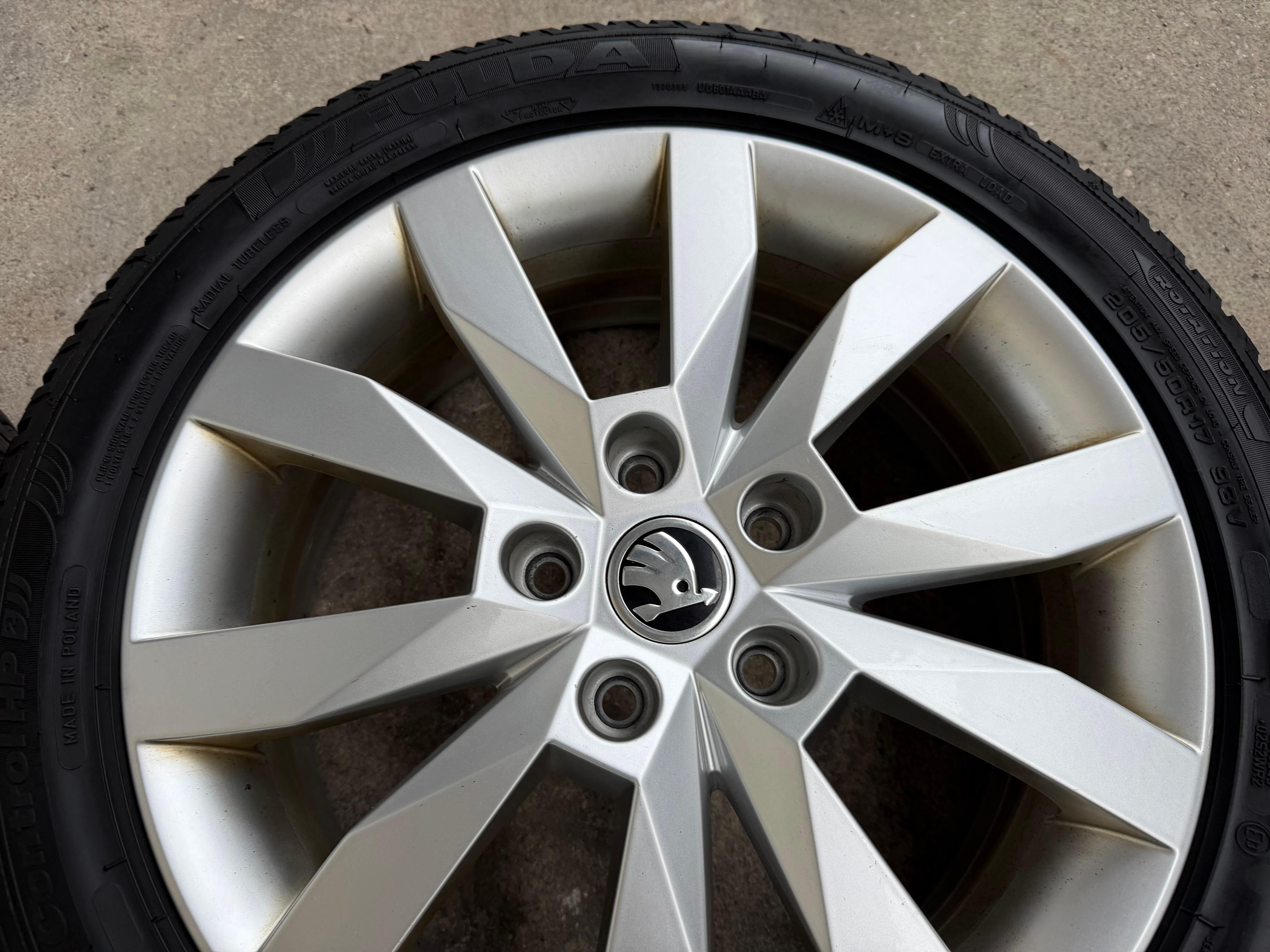4 Original 17" Alu Winterräder Skoda Octavia 3 5E 5E0601025 205/50R17 93V FULDA