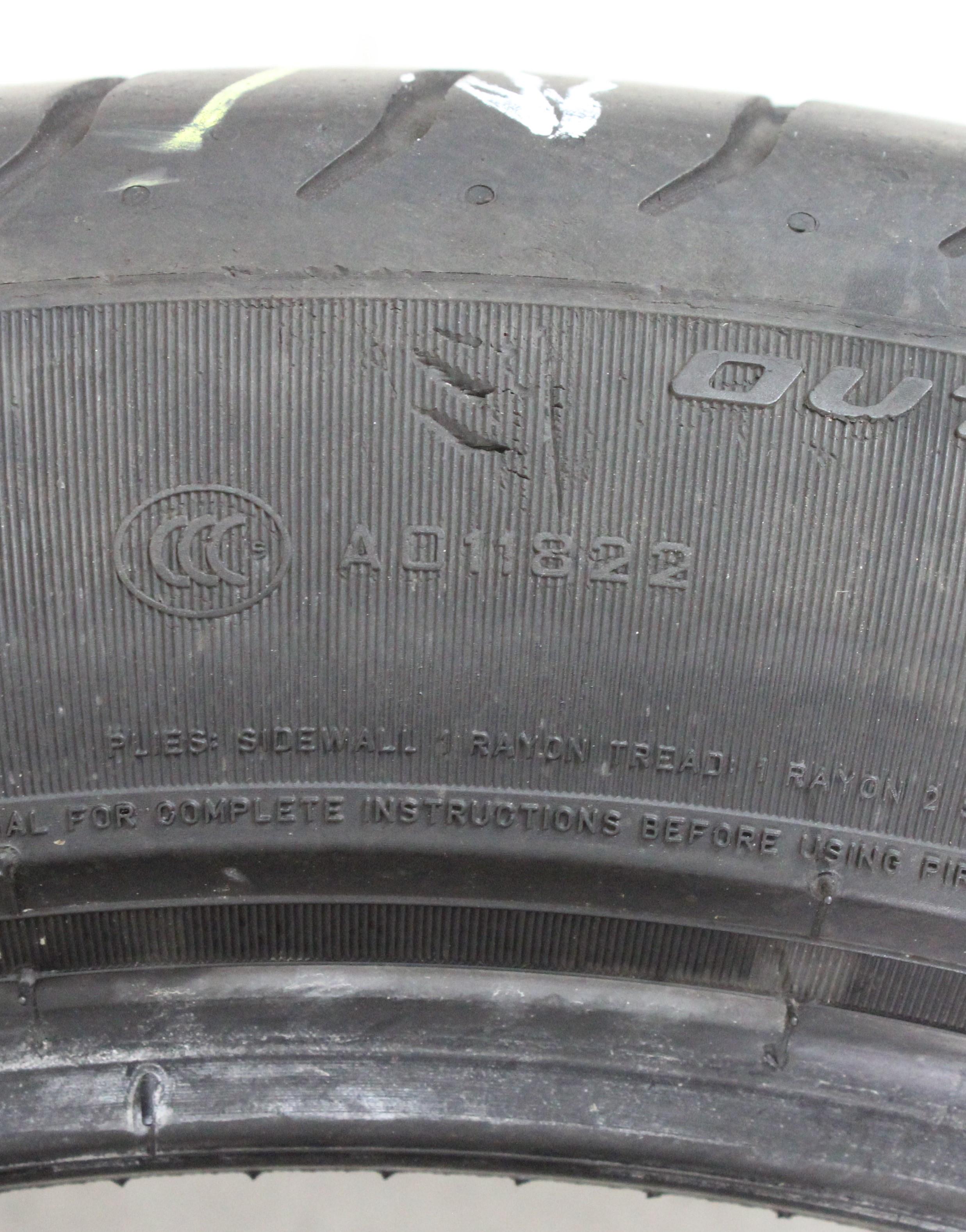 2 x 275/40R19 101Y Sommerreifen Pirelli PZero Runflat in der Mitte 3,5-4mm und auf den Schultern 5mm. 2019 *