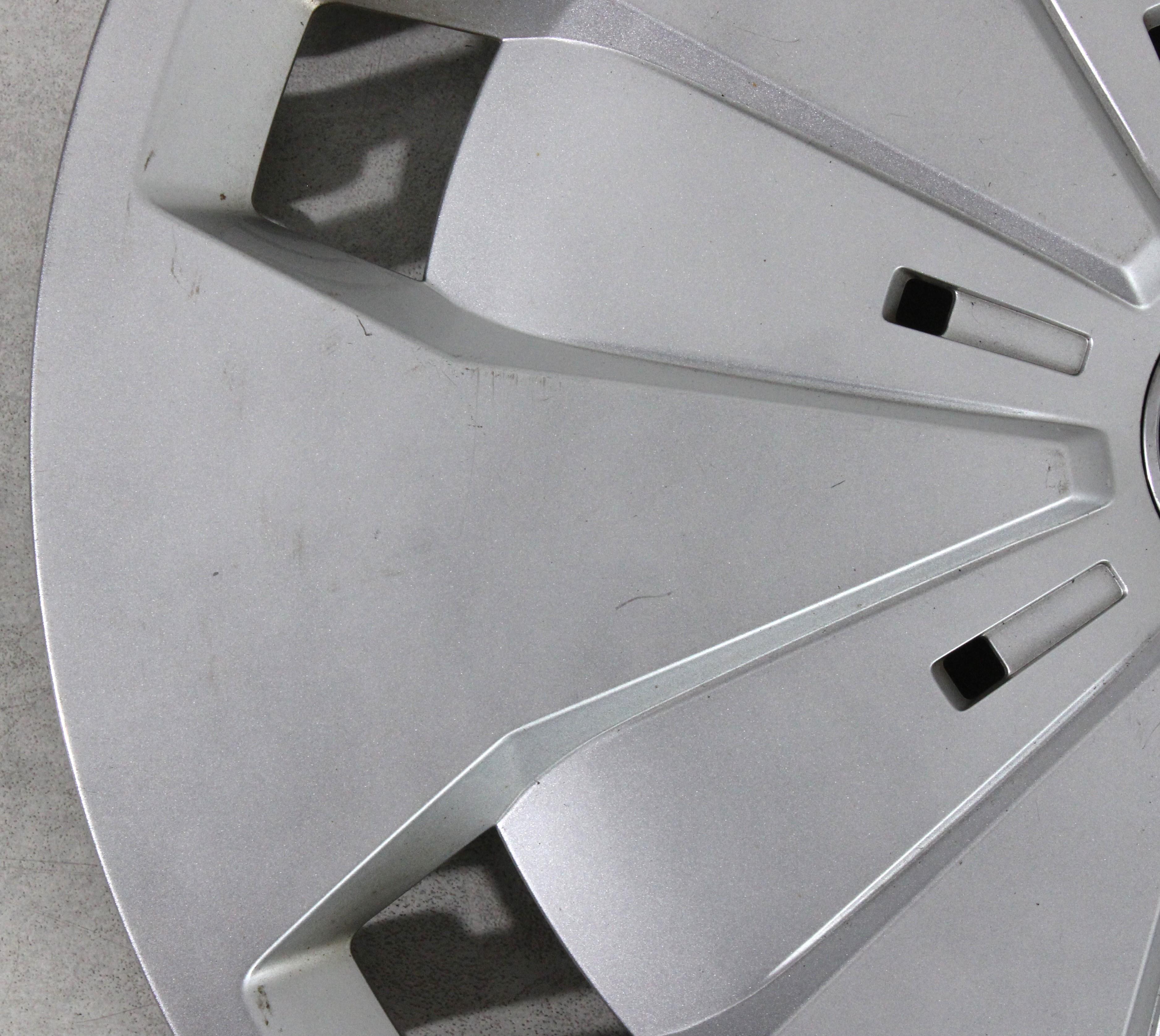 1x Tapacubos original de 16" Audi A3 A4 Q2 81A601147 tapacubos de 16 pulgadas