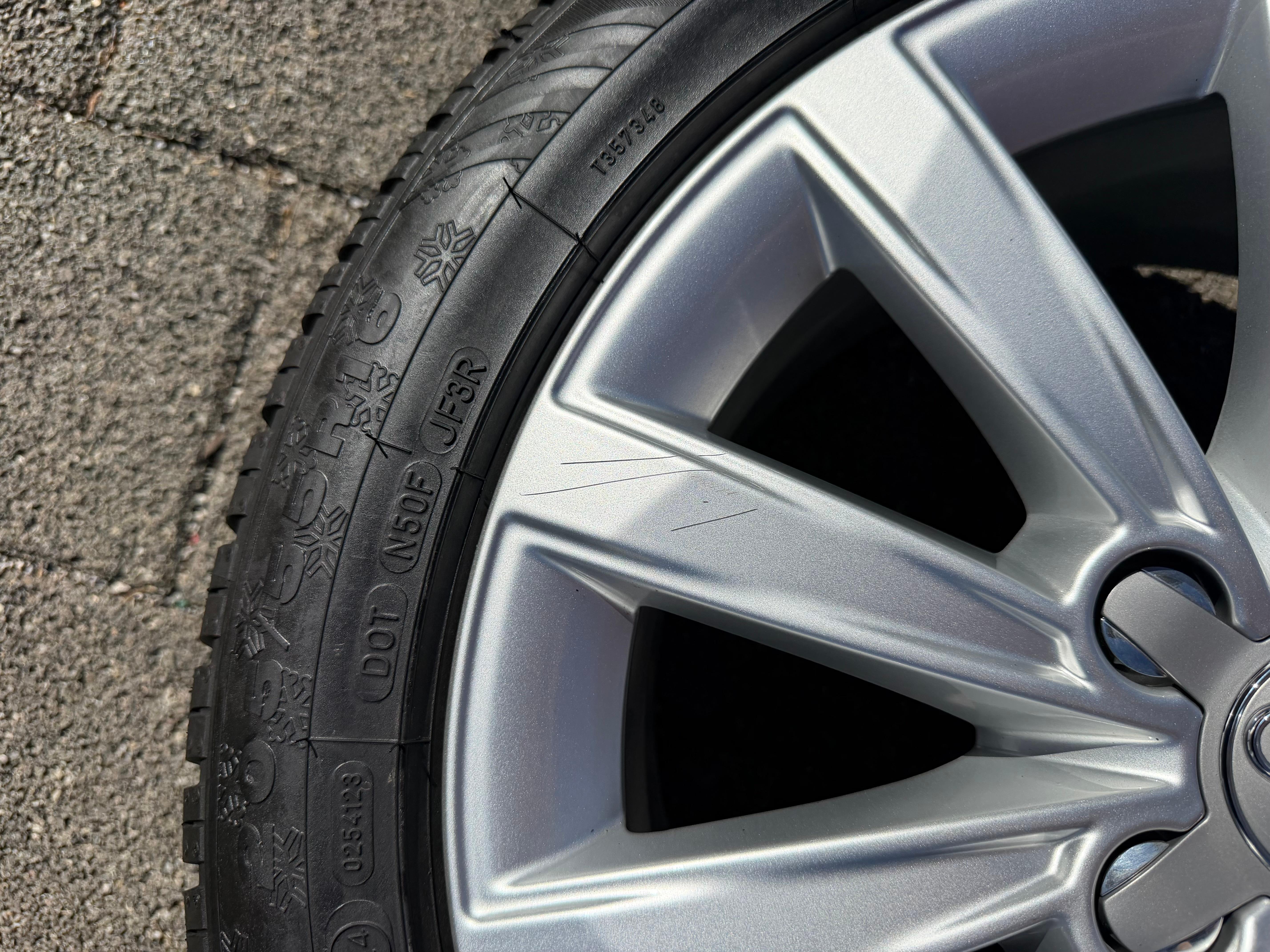 4 Original 16" Alu Winterräder Audi A3 8V 8V0601025CR 205/55R16 91H Dunlop