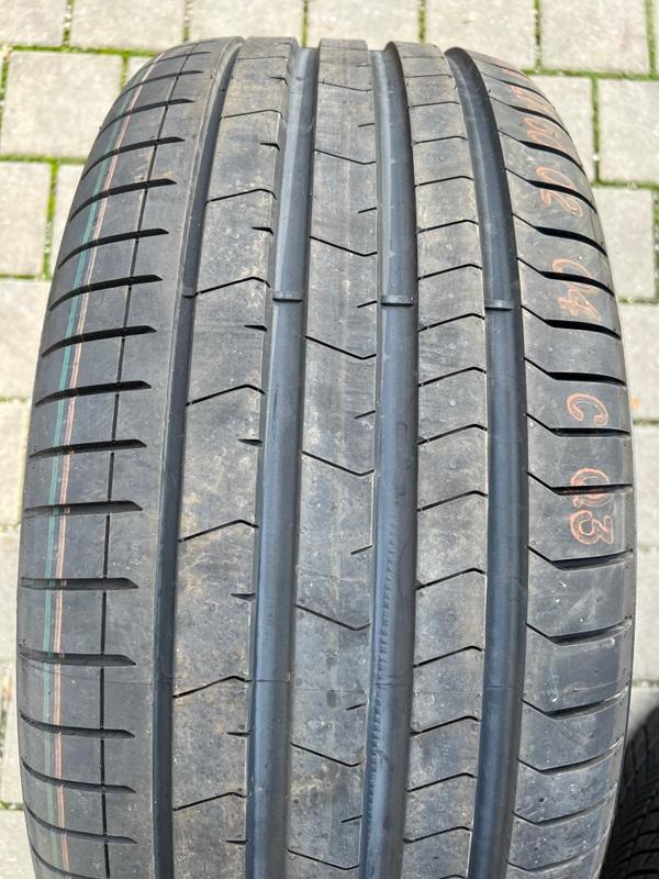 1 x 285/45R21 113Y Sommerreifen Pirelli Pzero PZ4 Runflat 6,5-7mm 2019