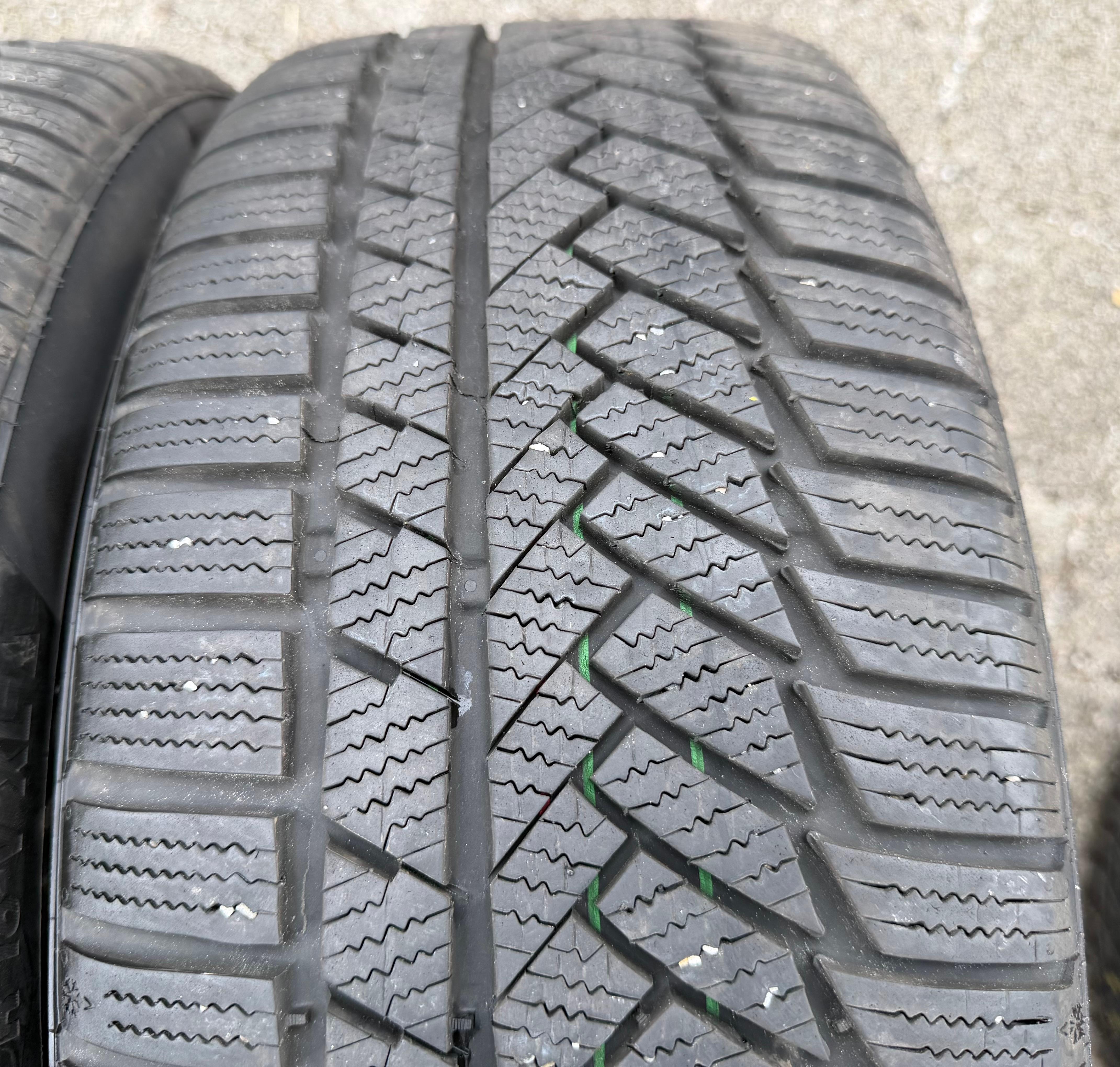 2 x 225/40R18 92V Winterreifen Continental Winter Contact TS850P 8mm 2020