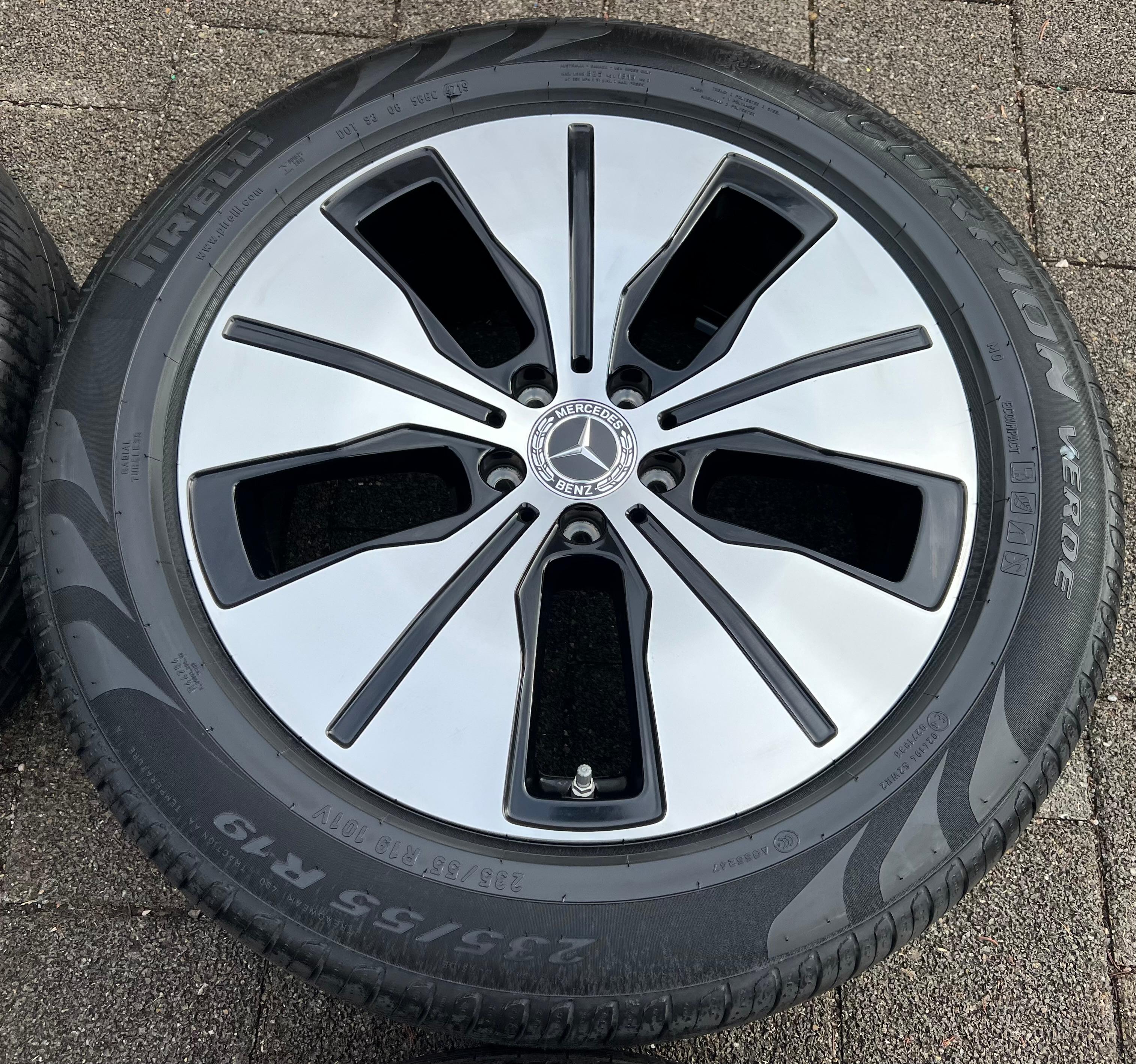 4 ORIGINAL 19" ALU SOMMERRÄDER MERCEDES EQC N293 235/55R19 101V A2934011200 NEU