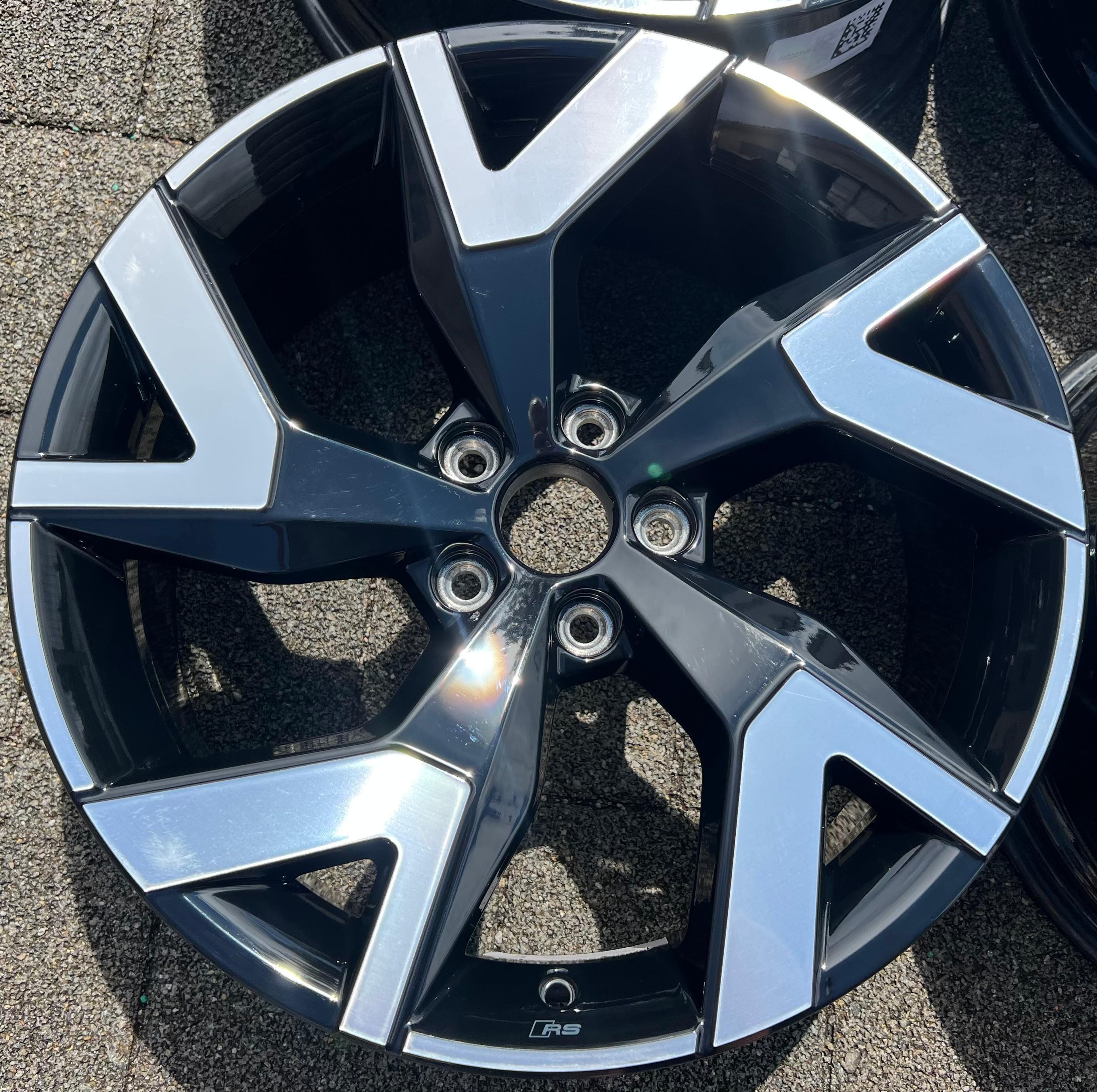 4 CERCHI IN LEGA ORIGINALI DA 19" AUDI A3 S3 8Y ALLSTREET 8Y0601025AE 7,5x19 ET44 SPEDIZIONE GRATUITA