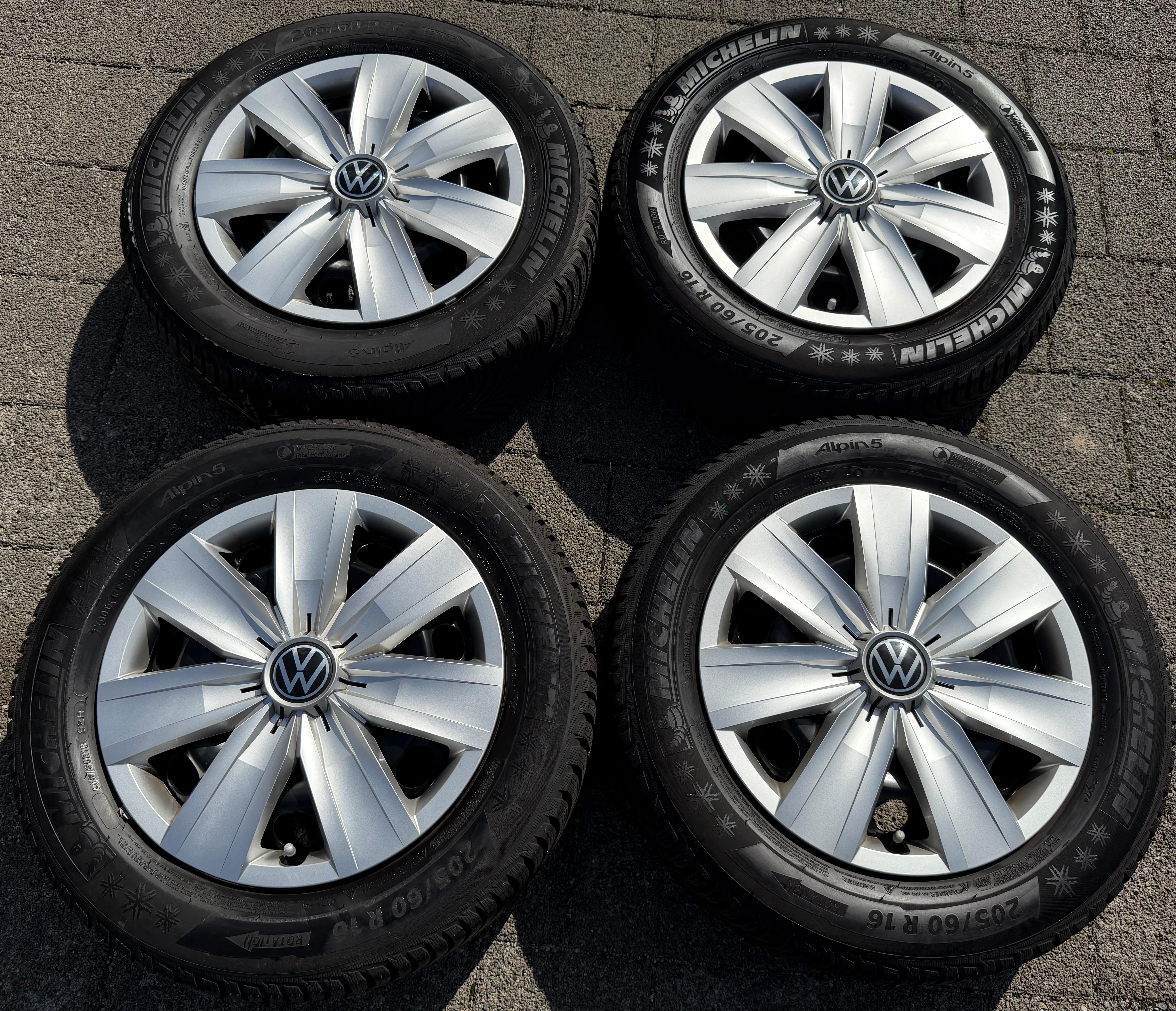 4 Winterräder Audi Q2 GA VW T-ROC A11 205/60R16 92H Michelin Alpin 5 Winterreifen