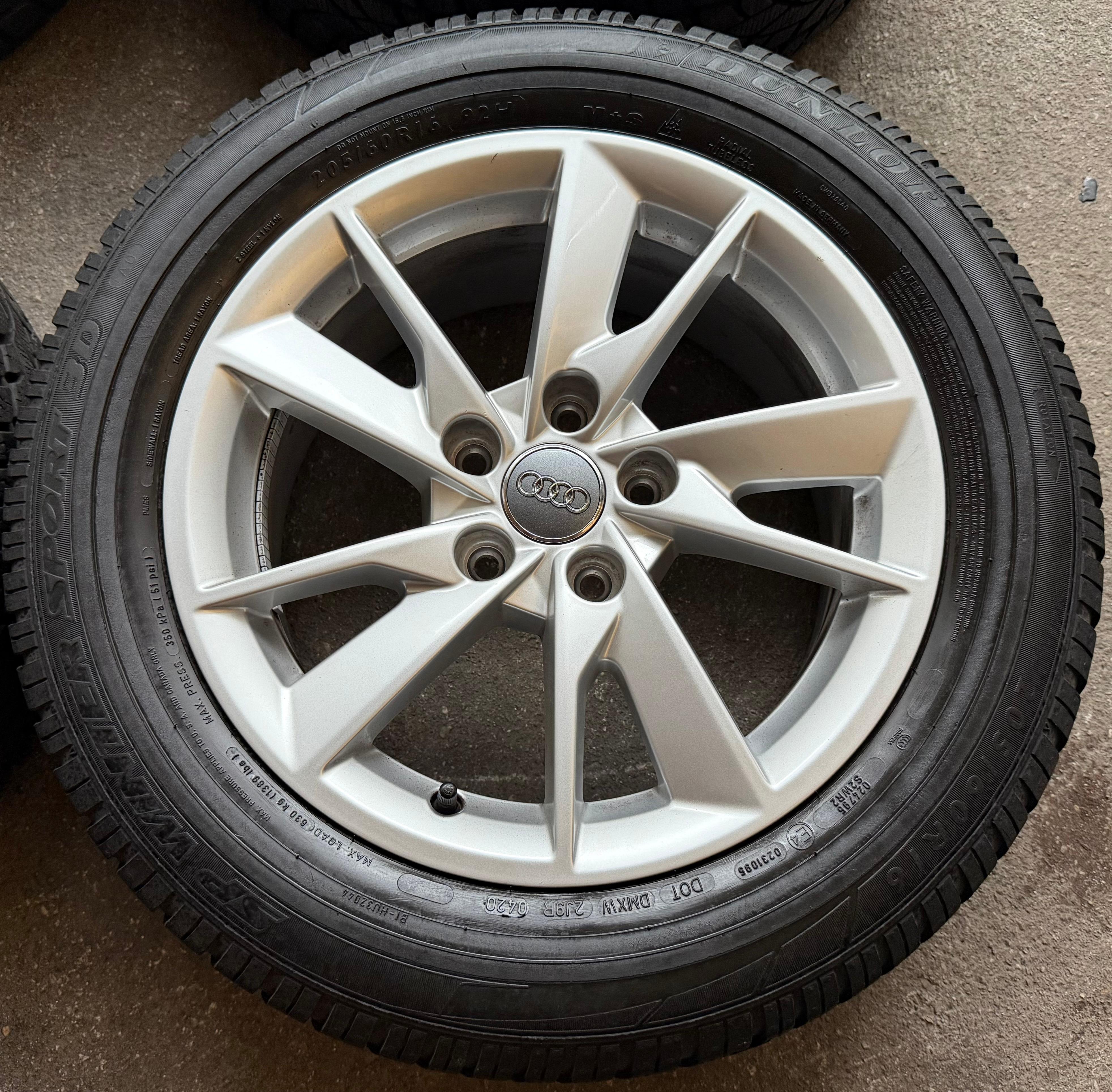 4 Original Alu Winterräder Audi A4 8W B9 8W0601025A 205/60R16 92H Dunlop