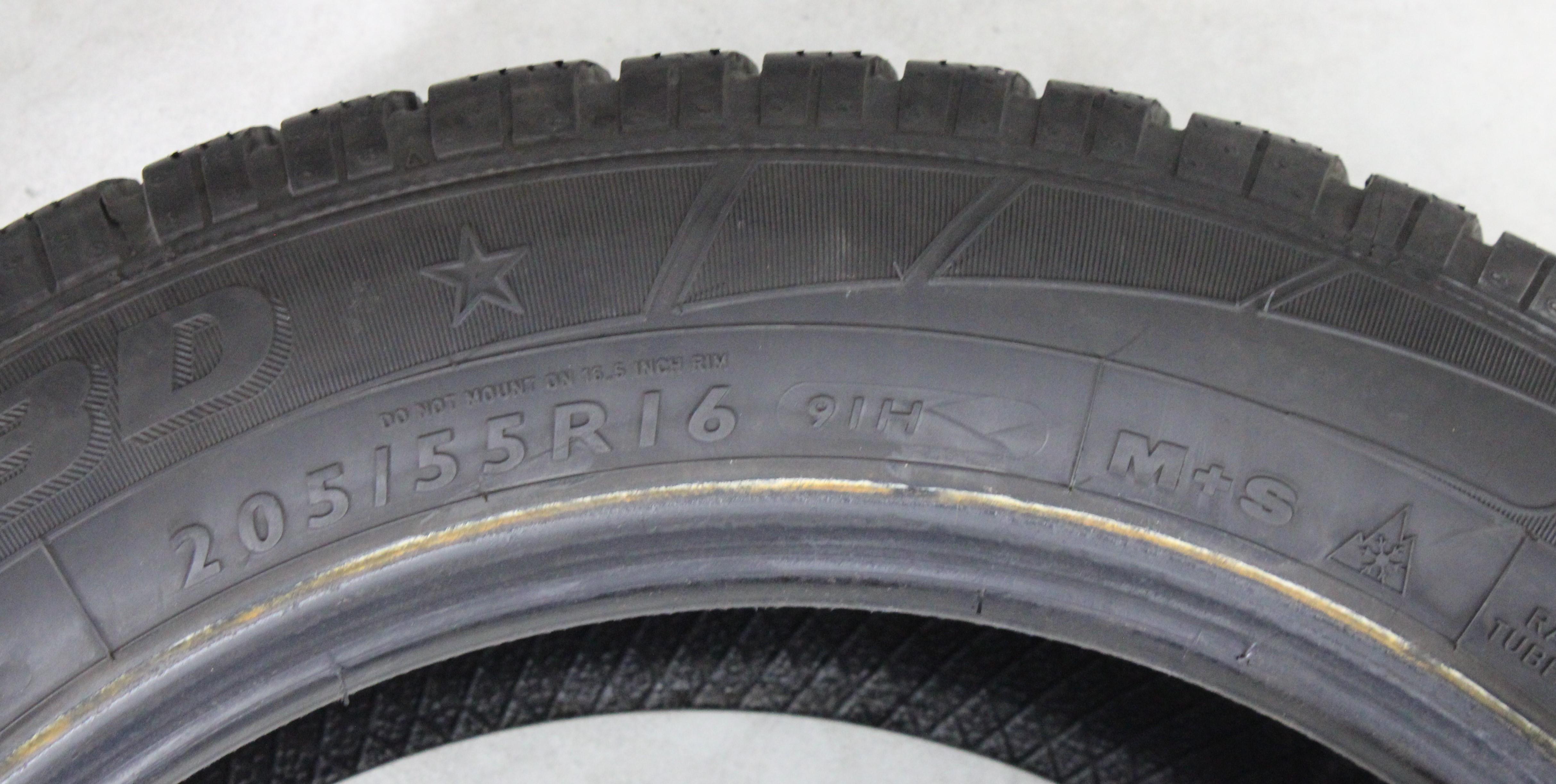 4 x 205/55R16 91H Winterreifen Dunlop SP Winter Sport 3D* 5,5-6mm 2018