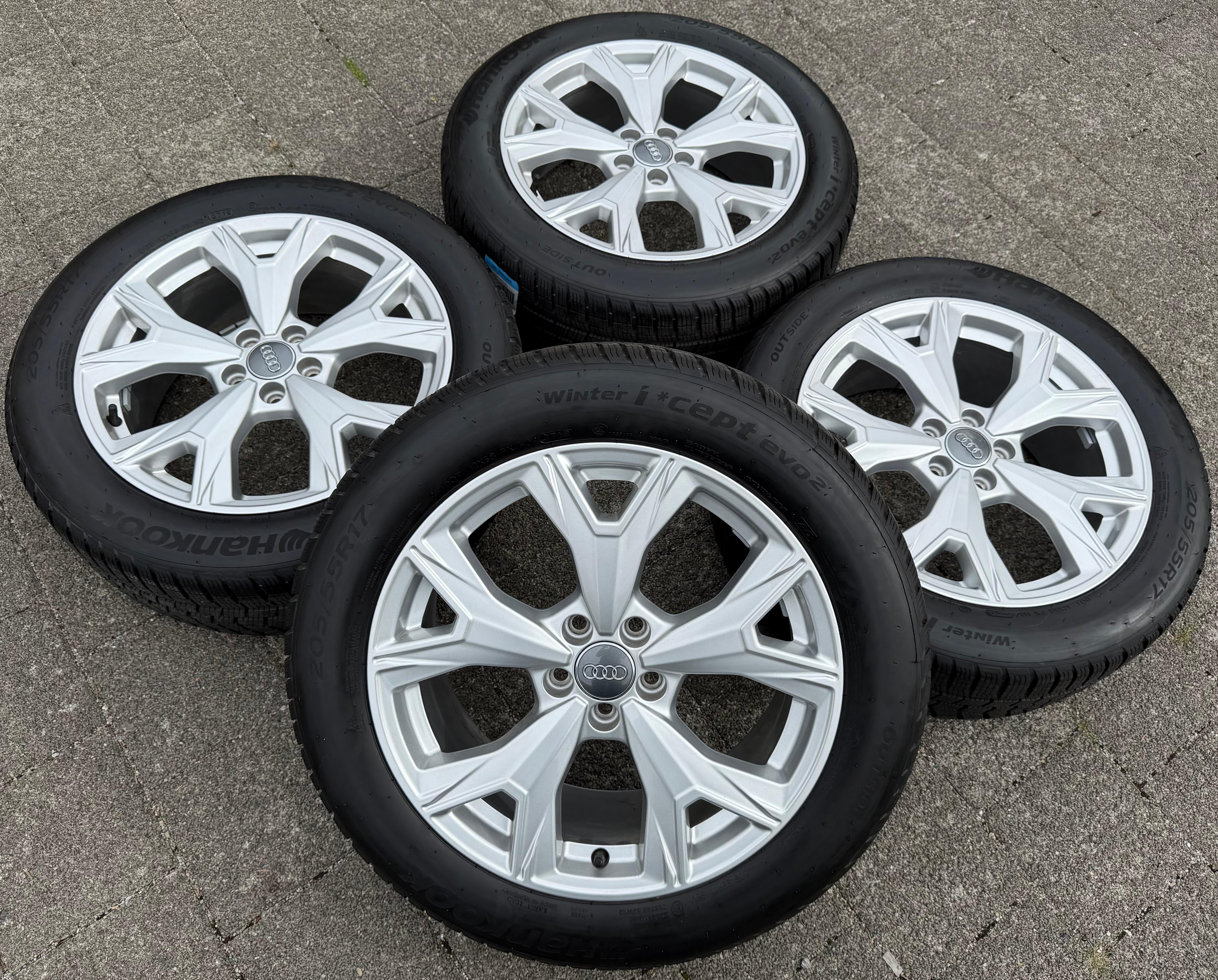 4 Original 17" Alu Winterräder Audi A1 CITY Carver GBH 82A601025S 205/55R17 95V Hankook