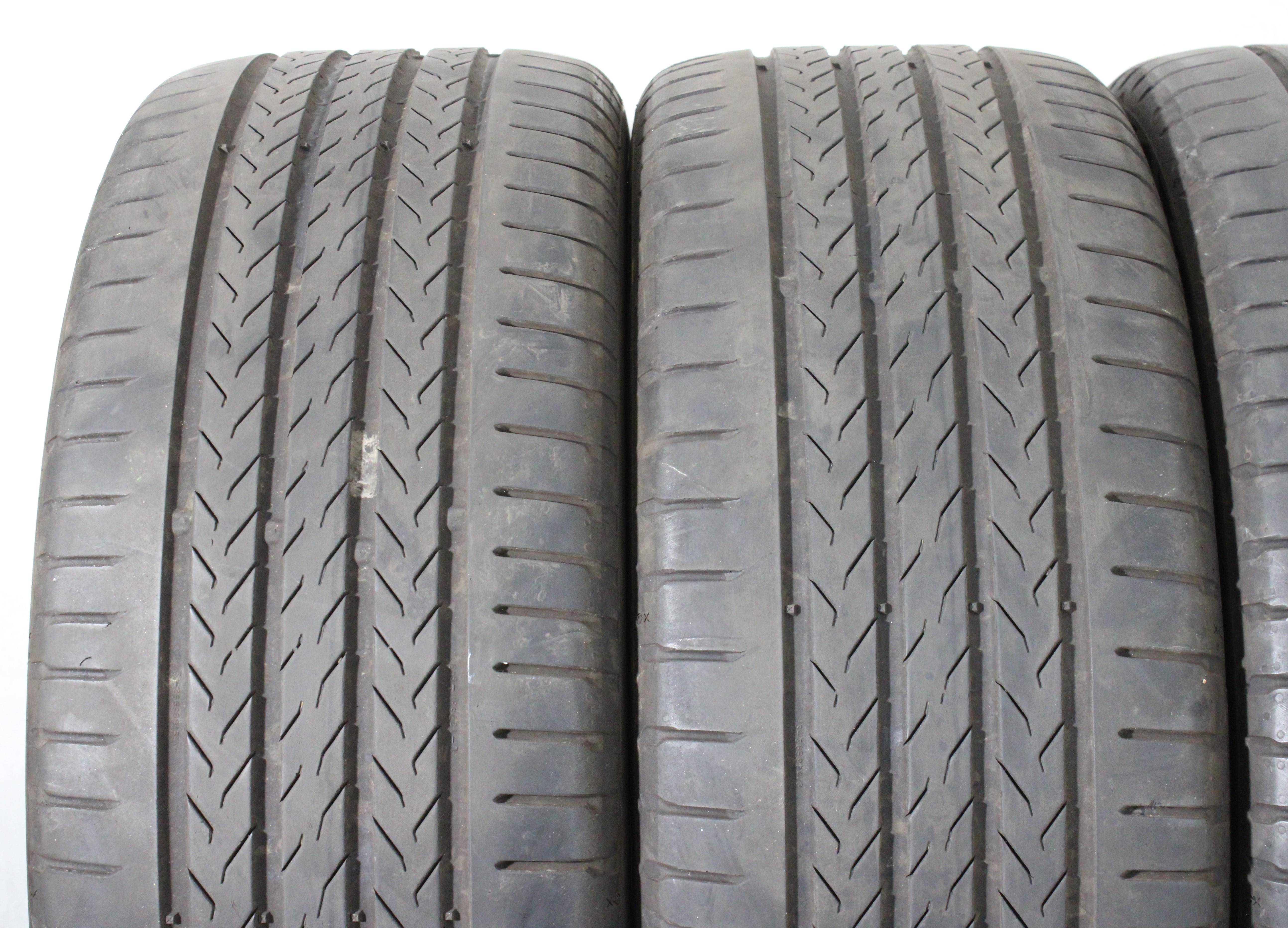 4 x 225/55R18 102Y Neumáticos de verano Continental Eco Contact 6Q MO* 4,5-5mm 2024 XL