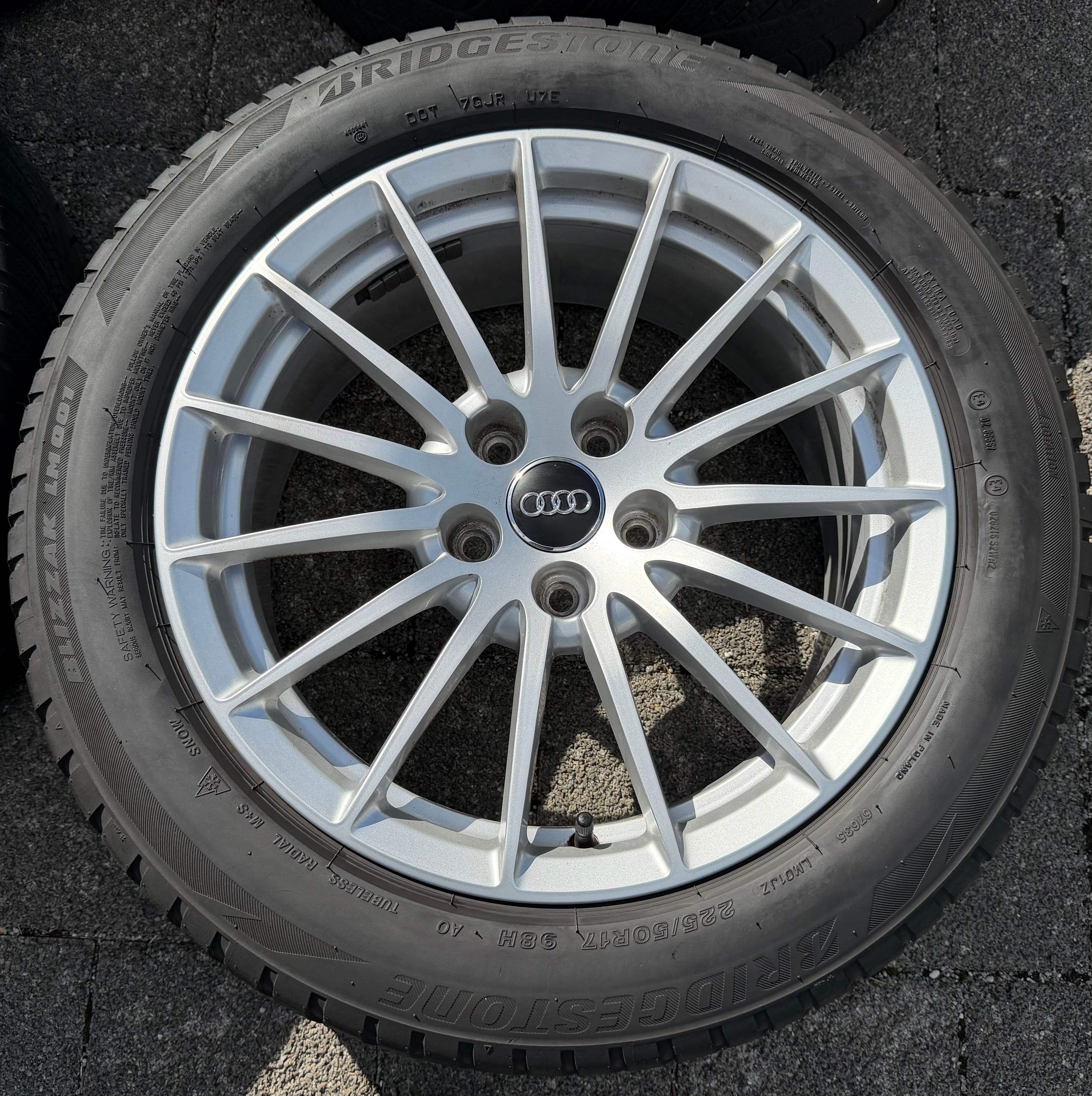 4 Original 17" Alufelgen Felgen Audi A5 F5 8W 8W0601025AE 7,5x17 ET29