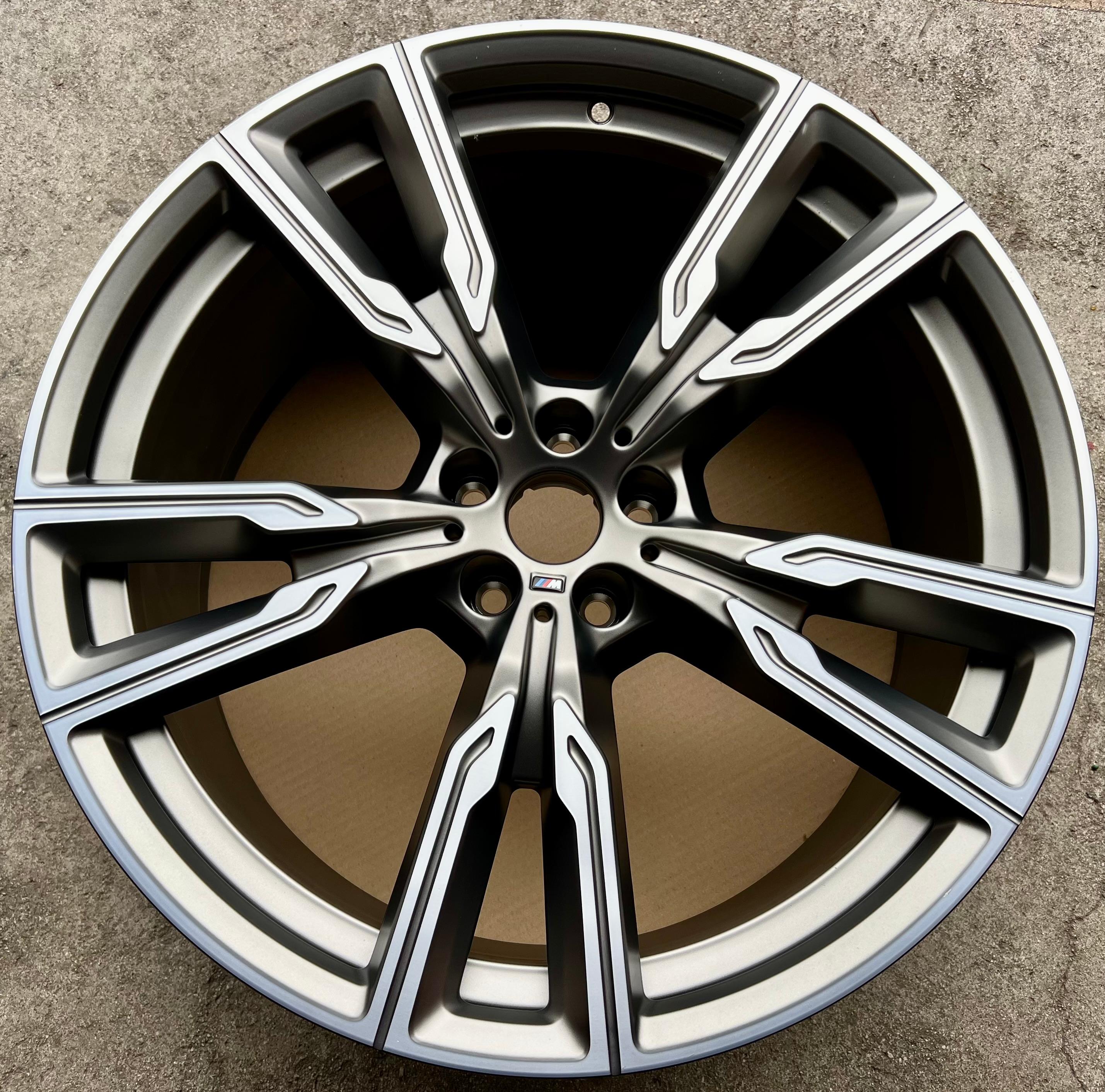 1 X CERCHIO ORIGINALE 22" IN ALLUMINIO BMW X5 G05 X6 G06 6856068 10,5x22 ET43 STYLING M747 747M TOP