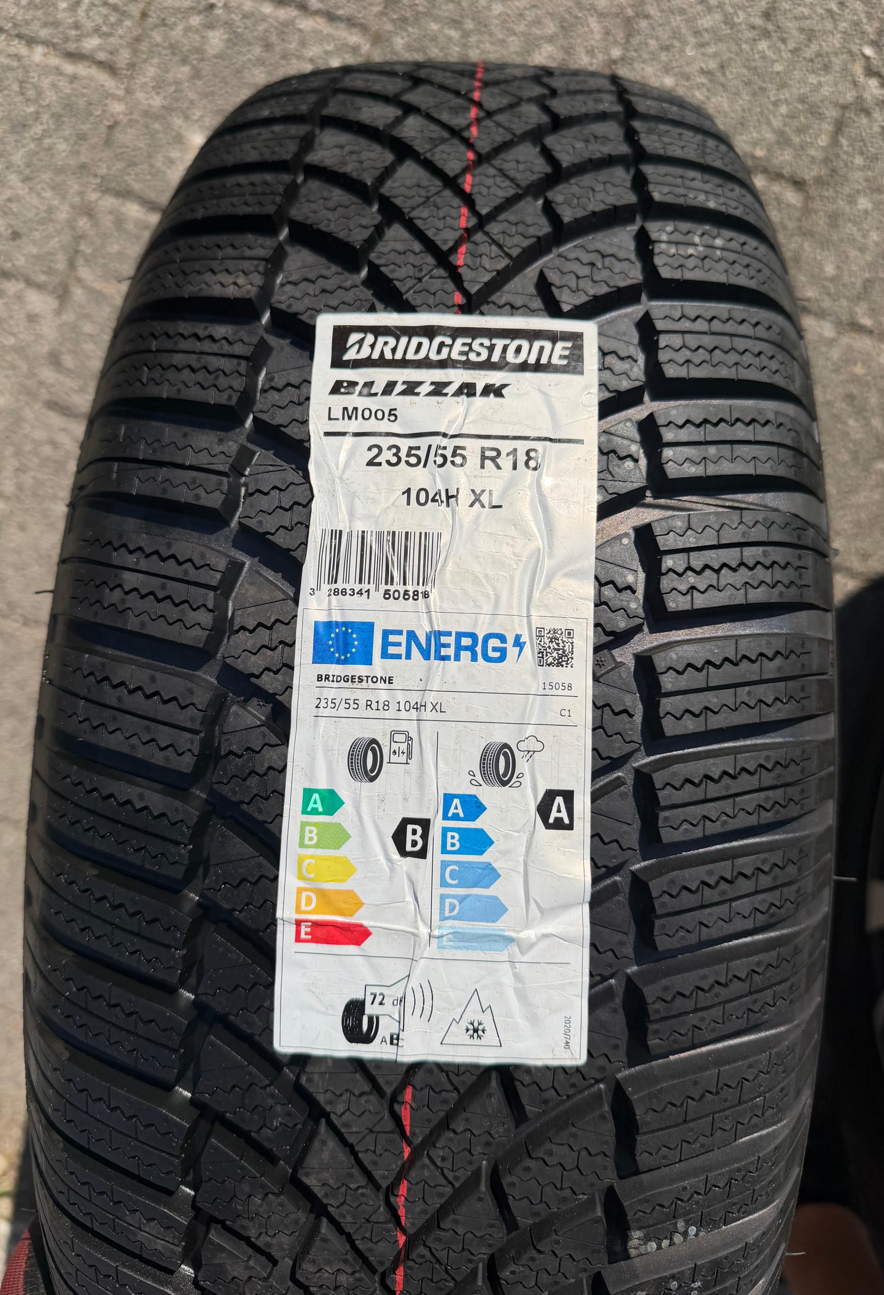 1 x 235/55R18 104H Winterreifen Bridgestone Blizzak LM005 2024 XL NEU