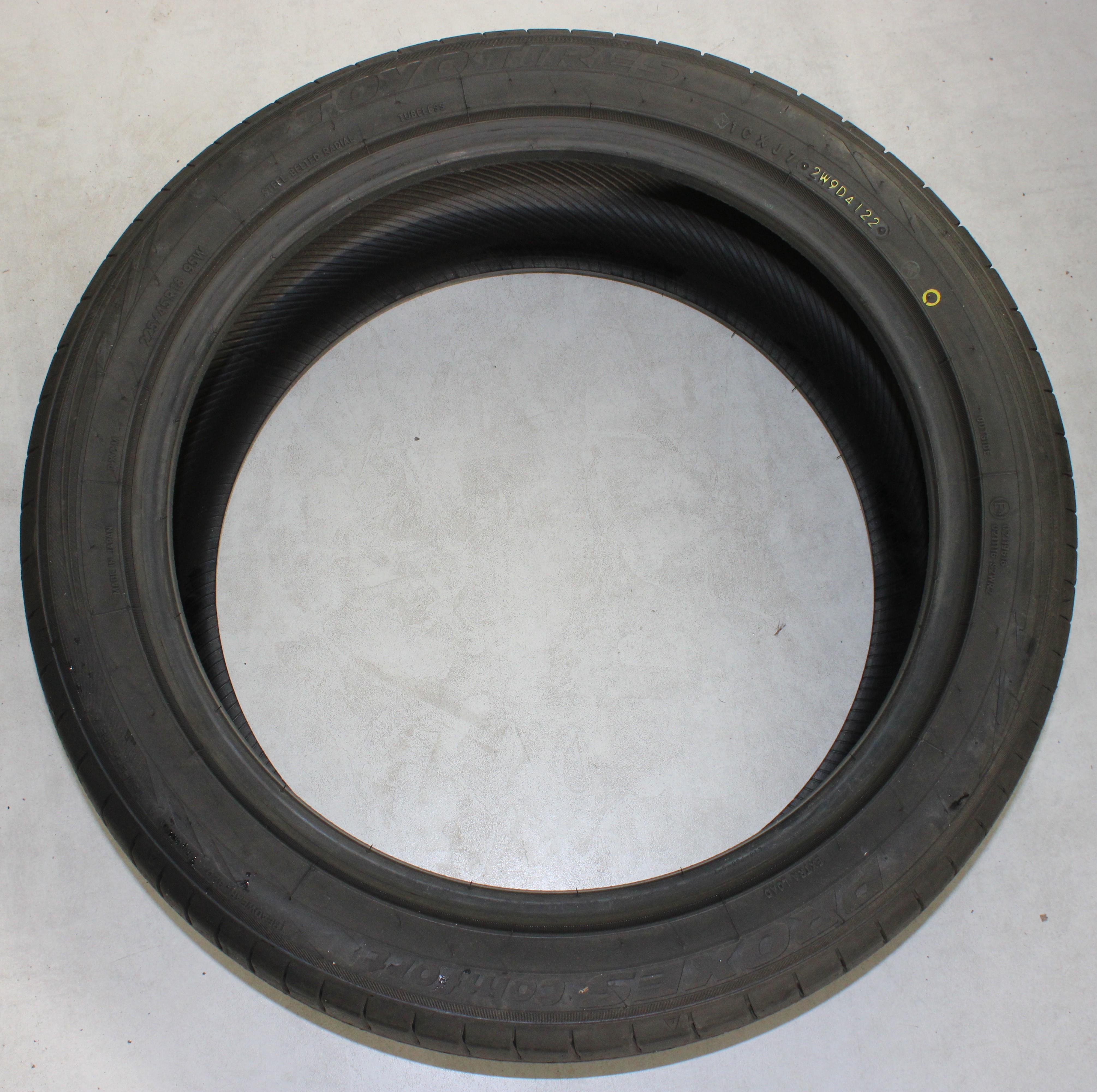 1 pneumatico estivo Toyo Proxes Comfort 2022 225/45R18 95W, NUOVO