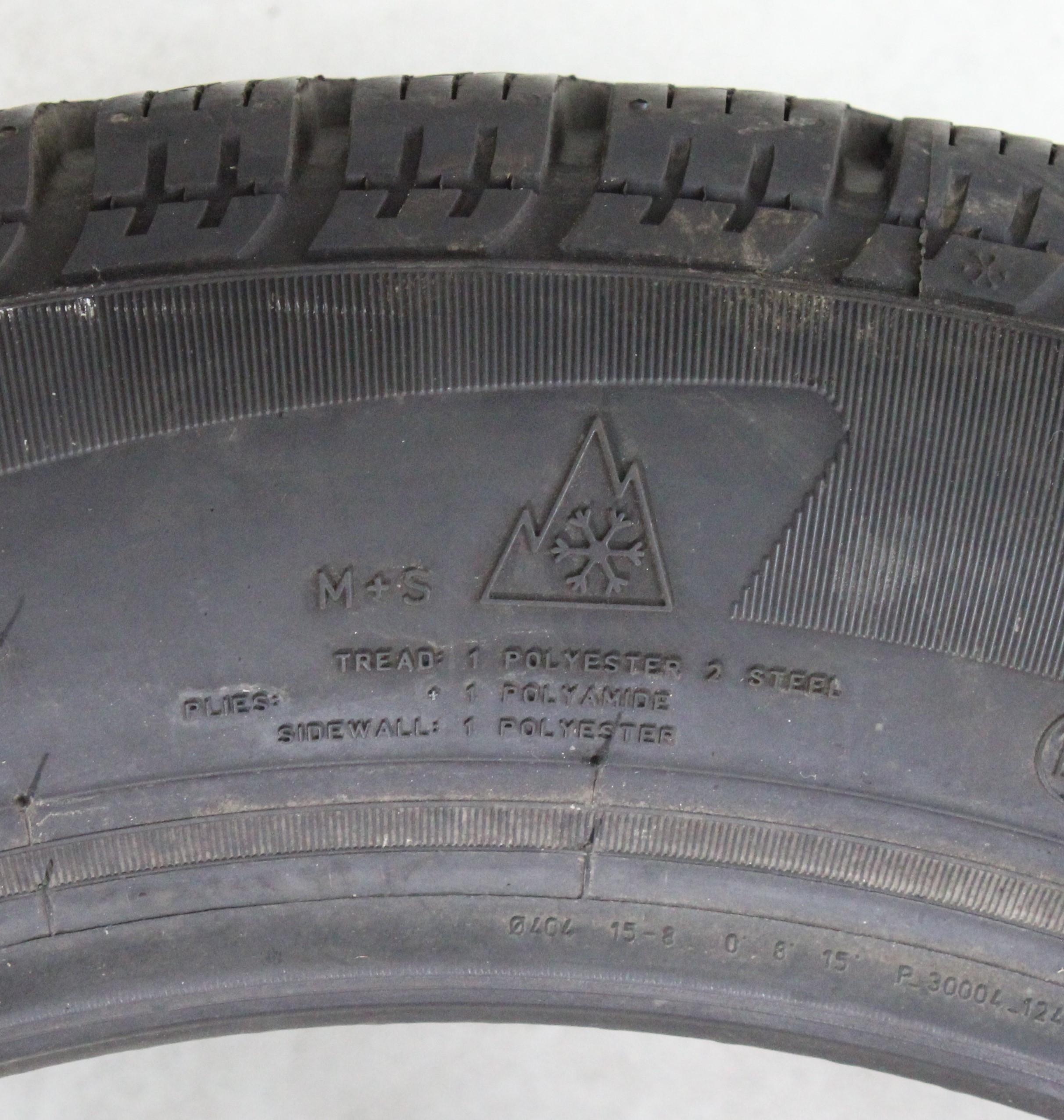 2 x 195/55R16 91H Winterreifen Pirelli Snow Control Serie 3 Winter 210 6,5-7mm 2022