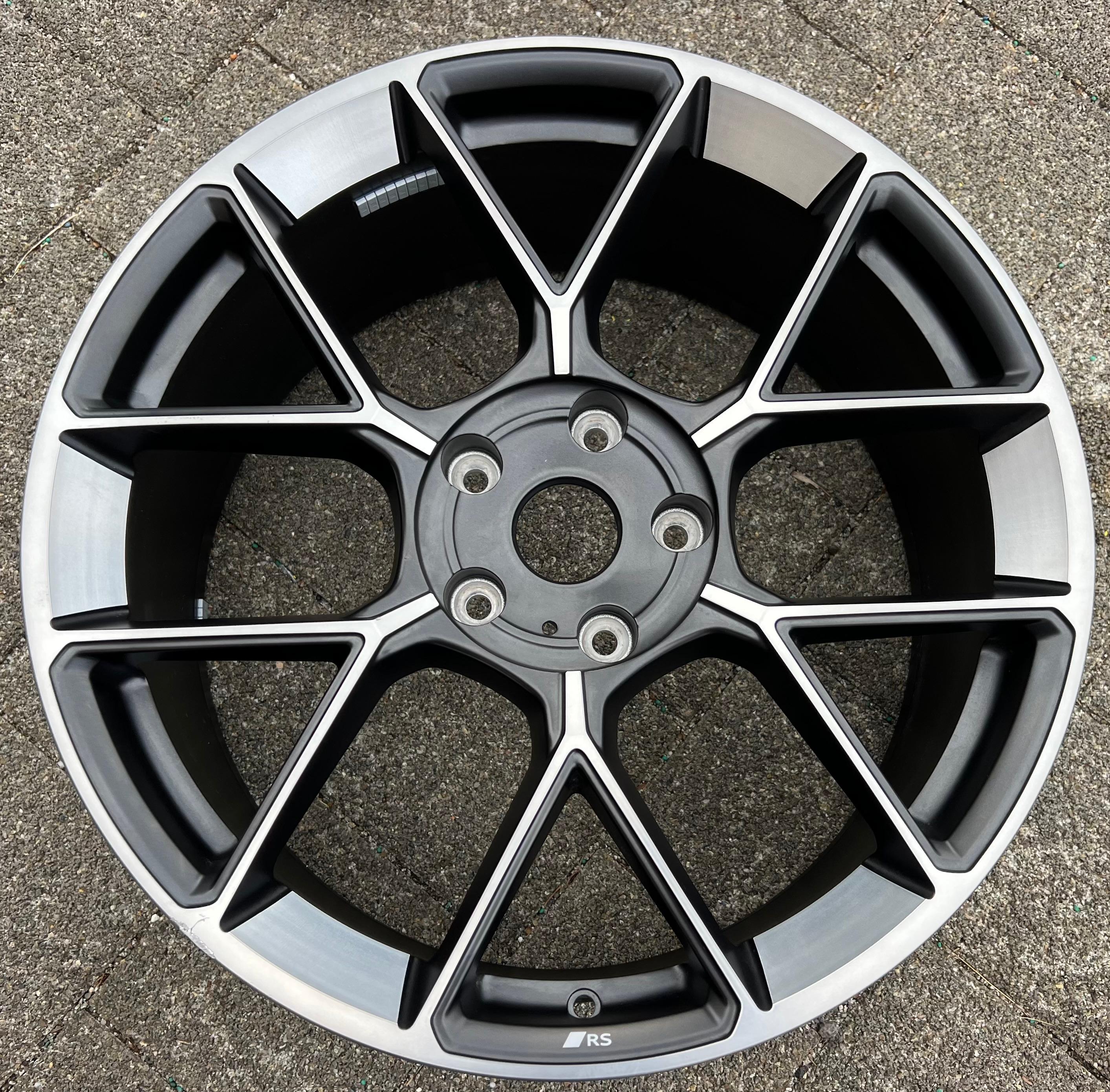 1 cerchio in lega originale da 21" per Audi E-TRON GT 4J 4J3601025DD 9,5Jx21 ET60 ETRON, spedizione gratuita