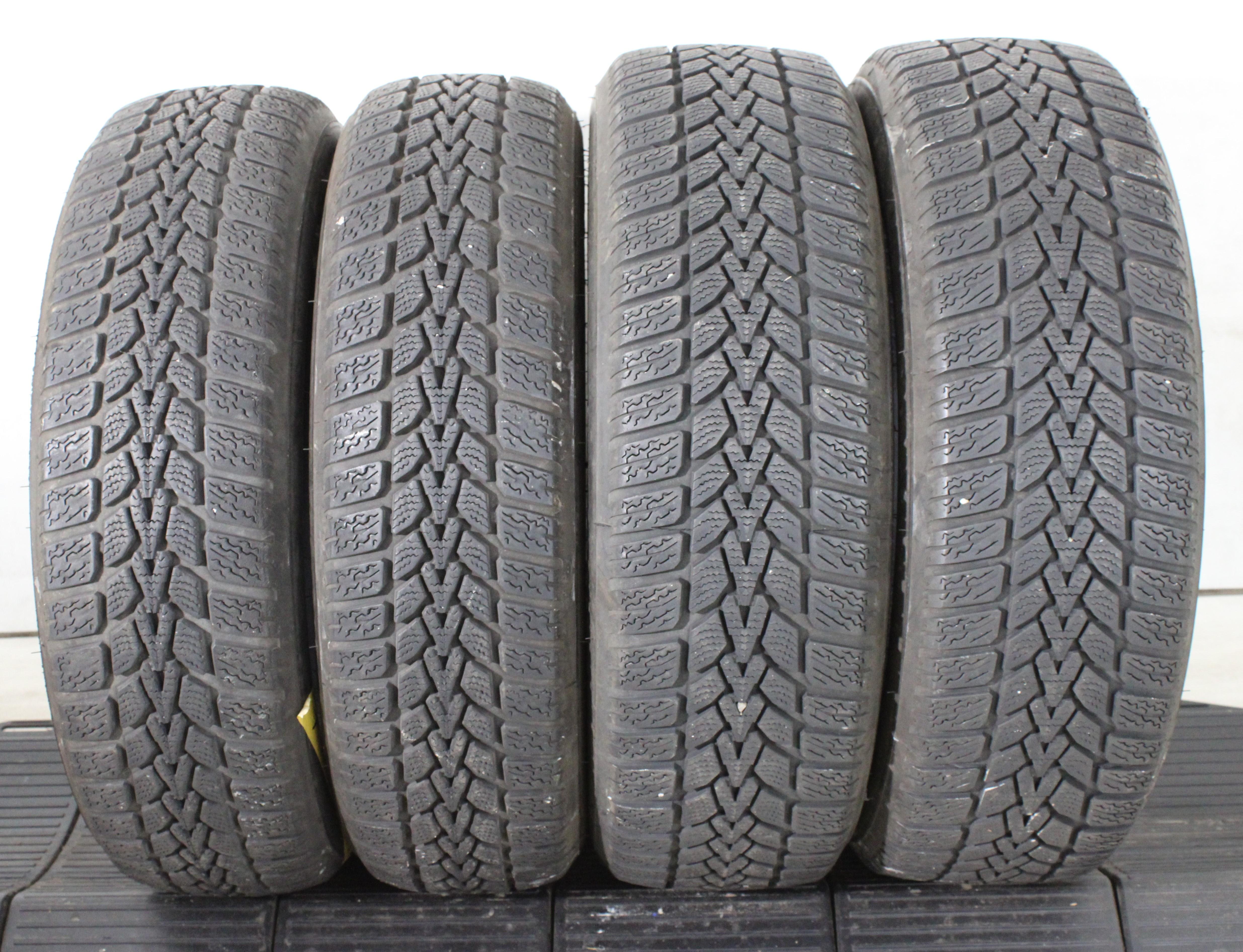 2 x 165/65R15 81T 2 x 185/60R15 84T Winterreifen Dunlop Winter Response-2 5-5,5mm 2021/2022
