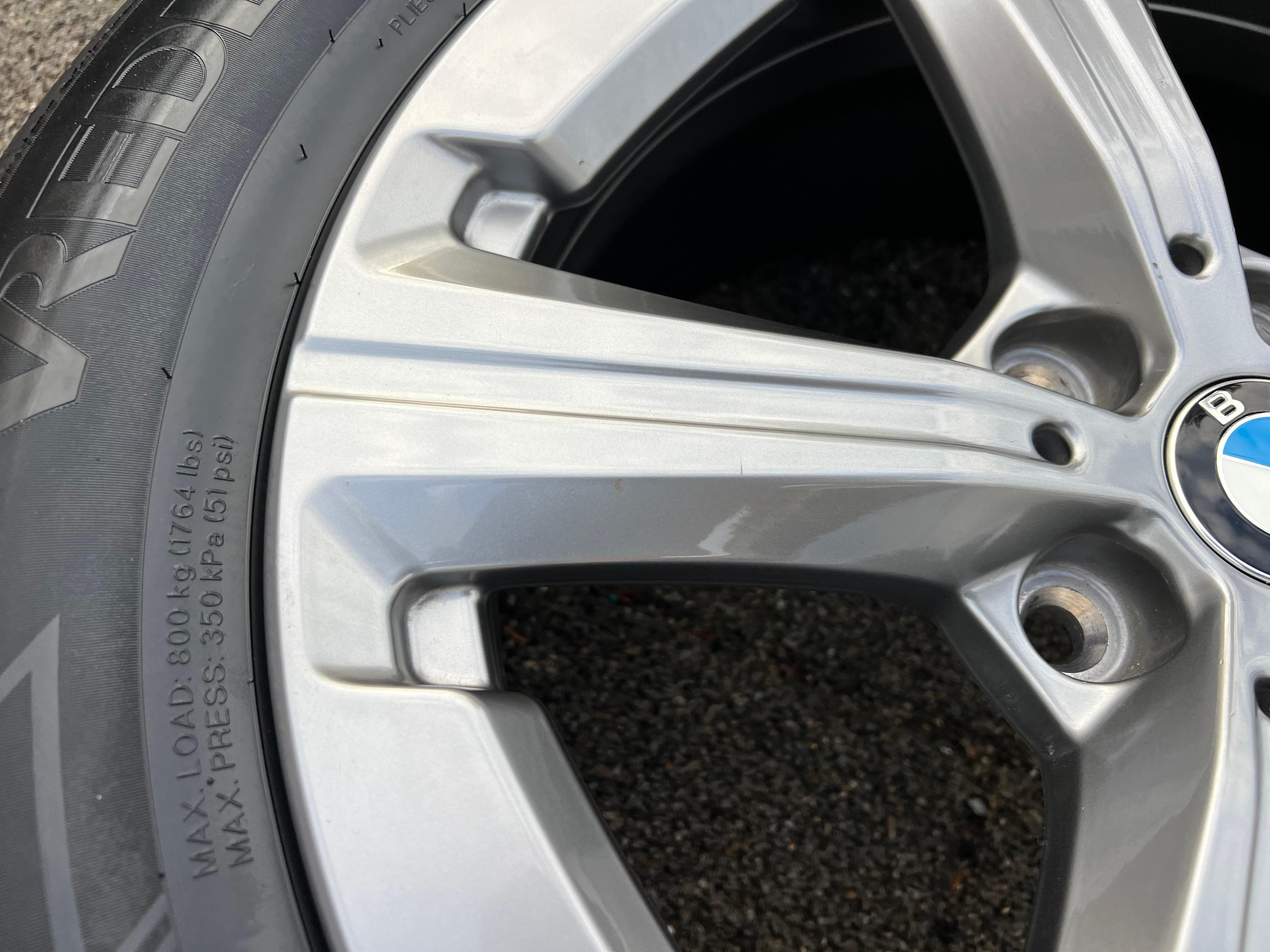 4 RUEDAS DE ALEACIÓN ORIGINALES DE 17" PARA VERANO BMW X1 U11 X2 U10 205/65R17 100Y VREDESTEIN 2022 RDKS