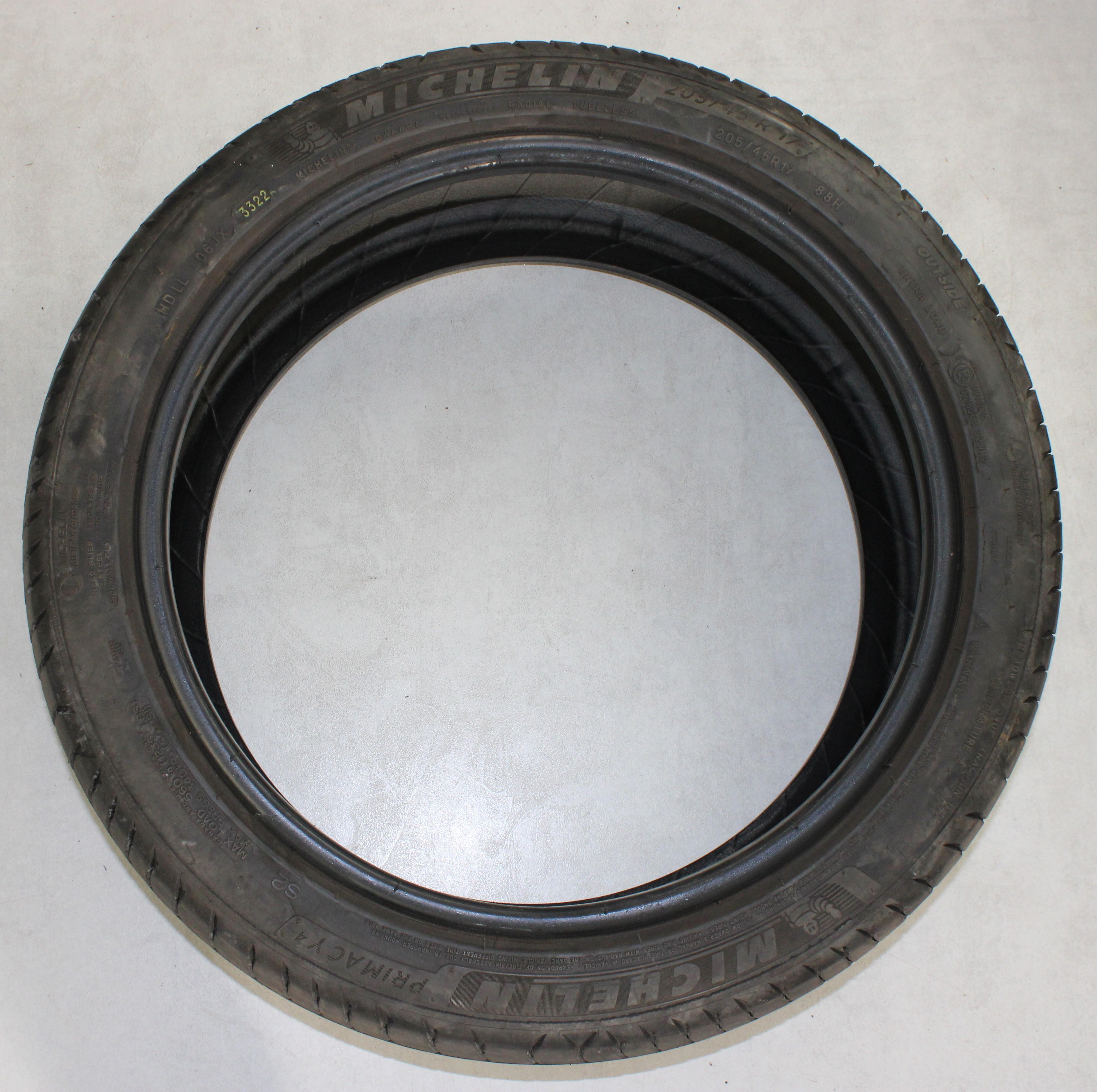 1 x 205/45R17 88H zomerband Michelin Primacy 4 S2 5-5,5mm 2022 XL