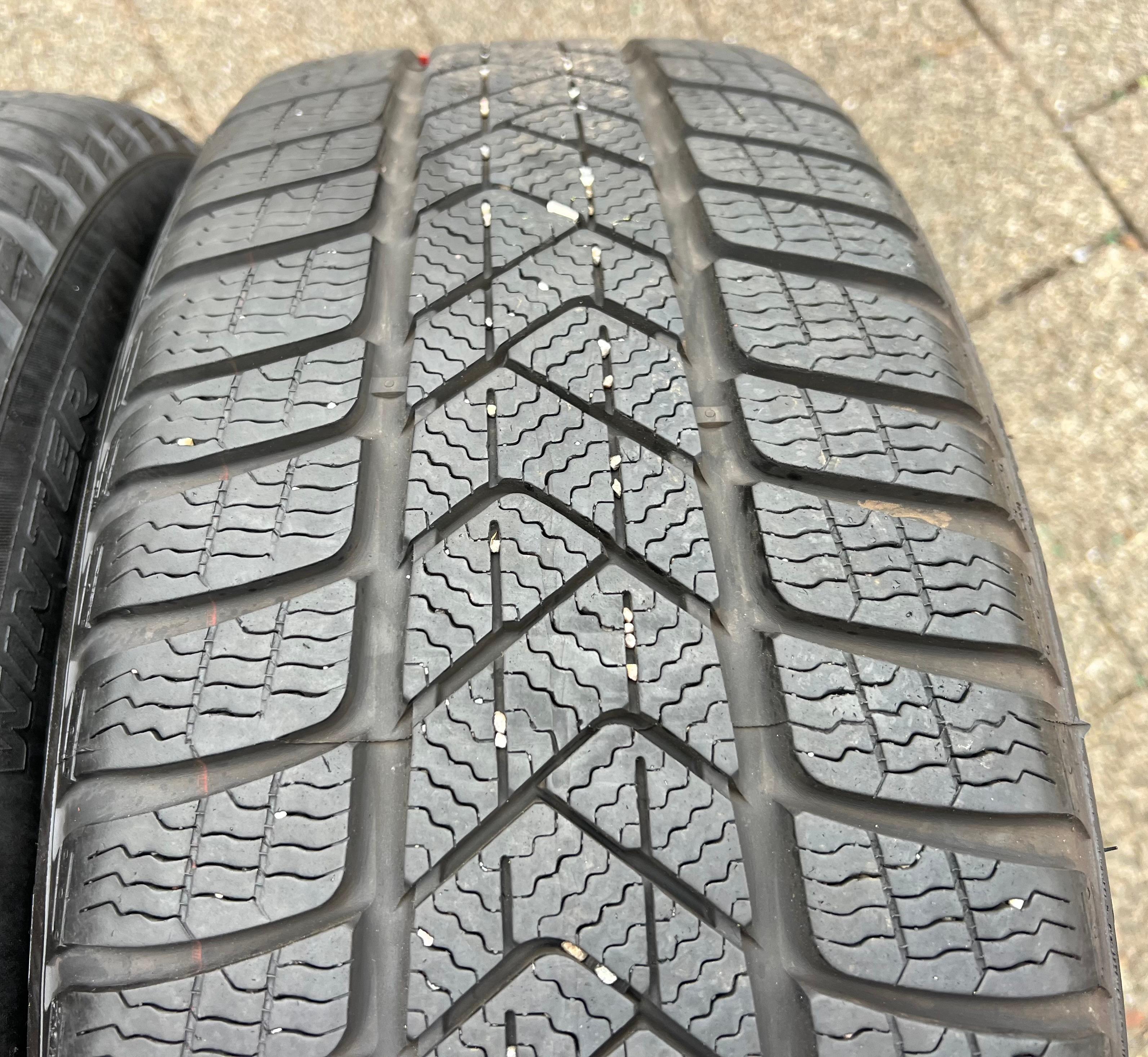 2 x 225/55R17 97H Winterreifen Pirelli Sottozero 3 6,5-7mm 2019