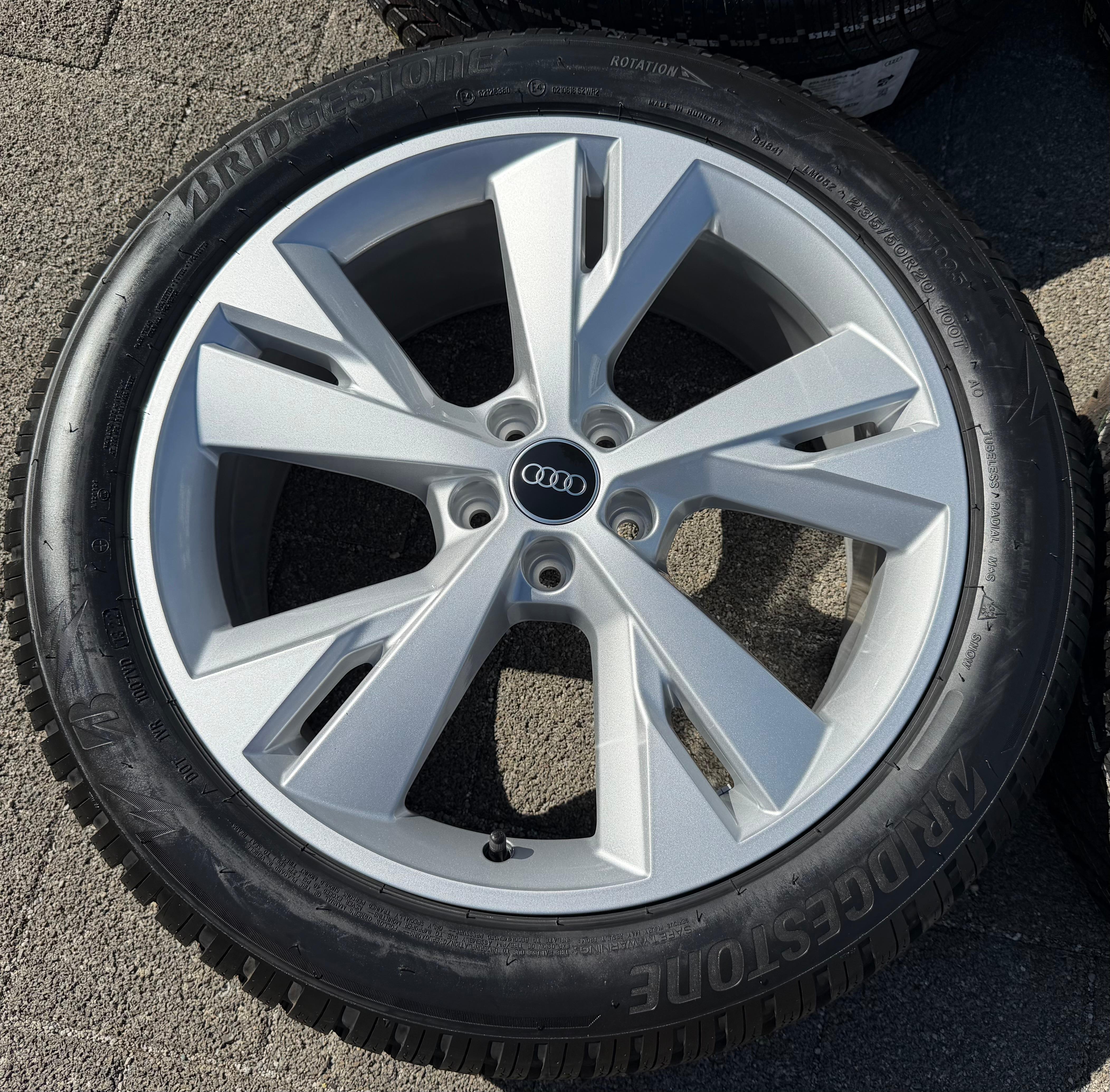 4 llantas de aluminio originales de invierno de 20" para Audi Q4 E-Tron, 235/50R20 101T y 255/45R20 101T, NUEVAS