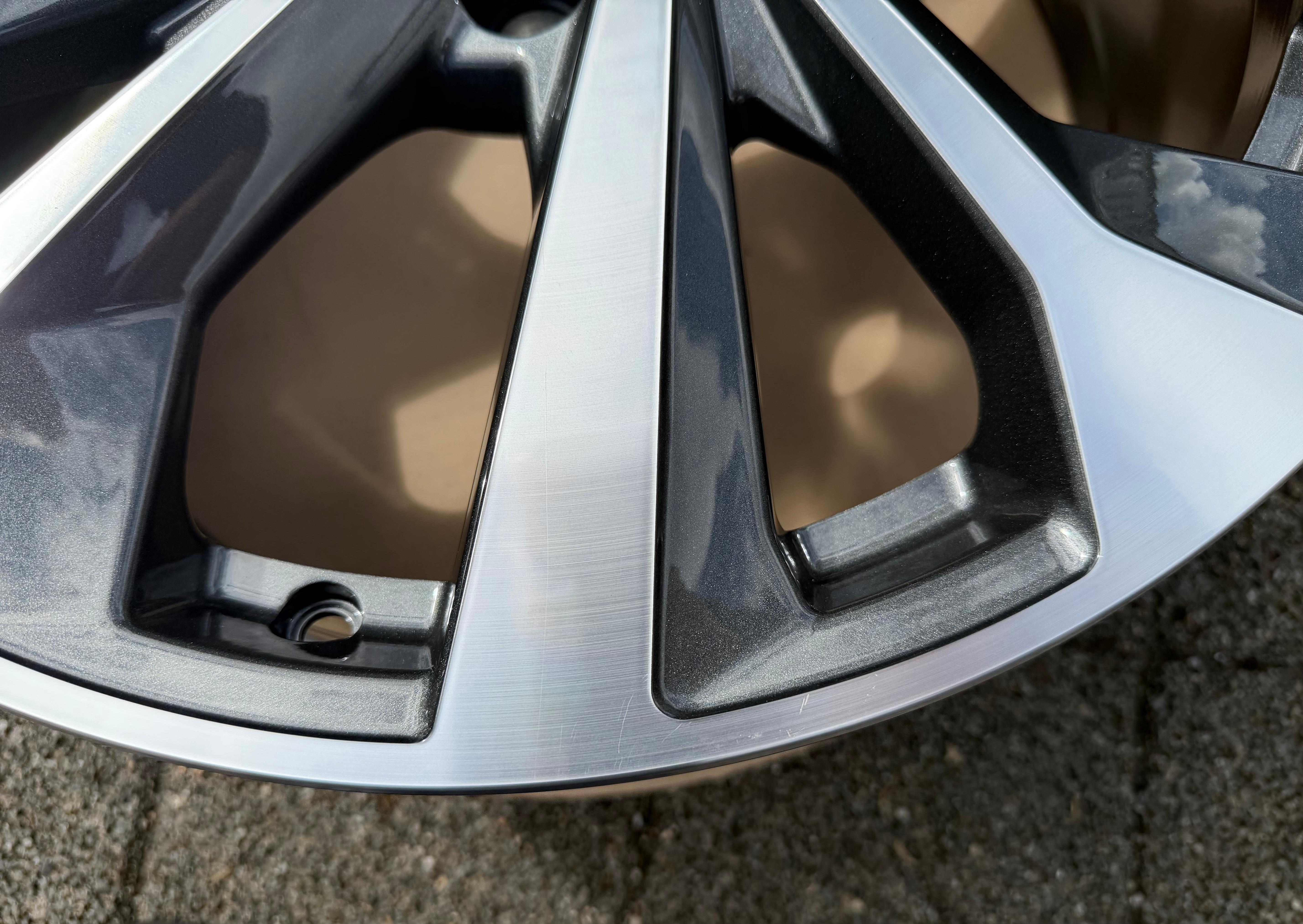 1 cerchio in lega originale Audi Q6 da 19" GF 85H601025BM 8x19 ET40, spedizione gratuita