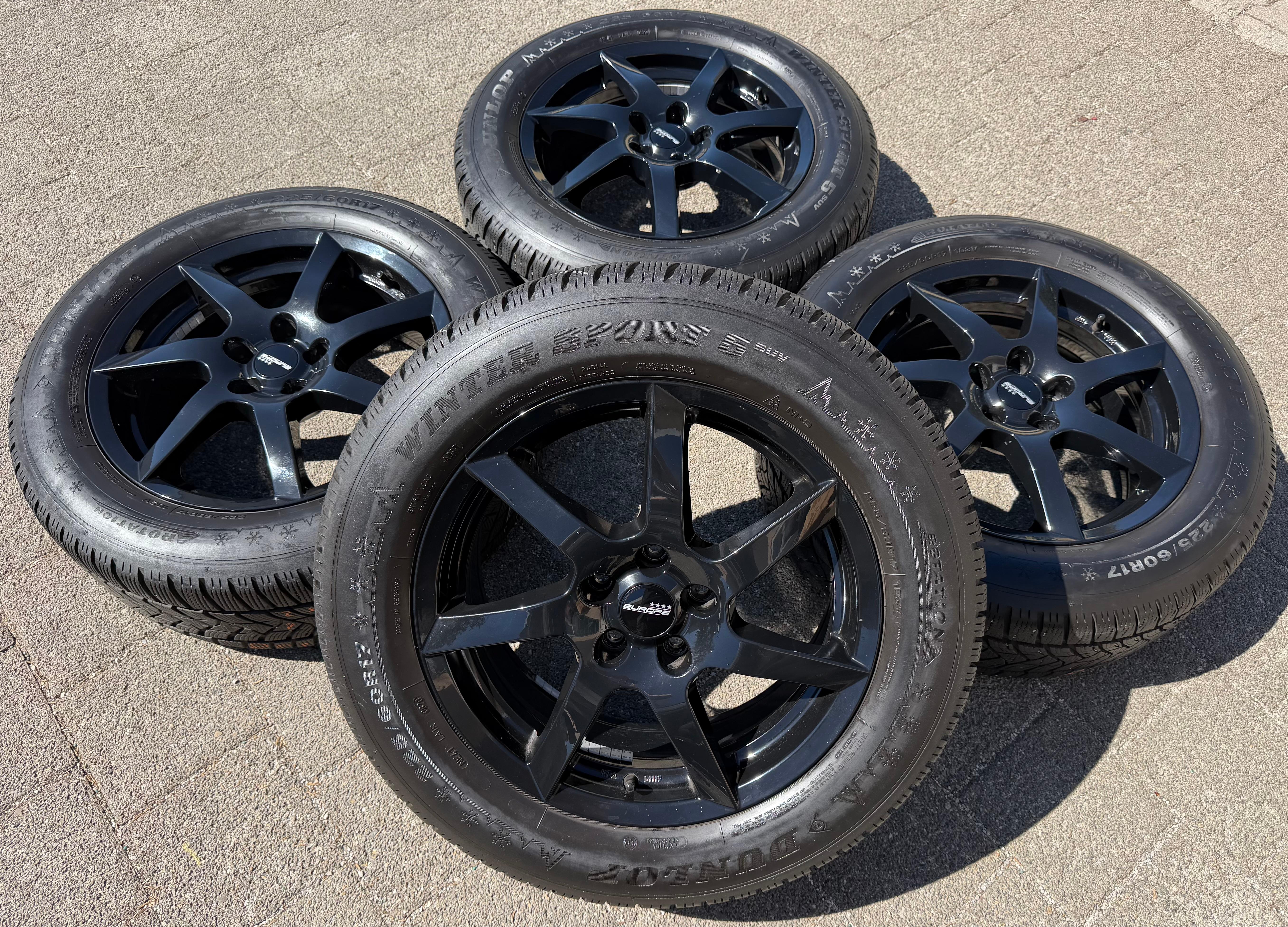 4 ALU 17" WINTERRÄDER HYUNDAI TUCSON TLE 225/60R17 103V DUNLOP FREIHAUS