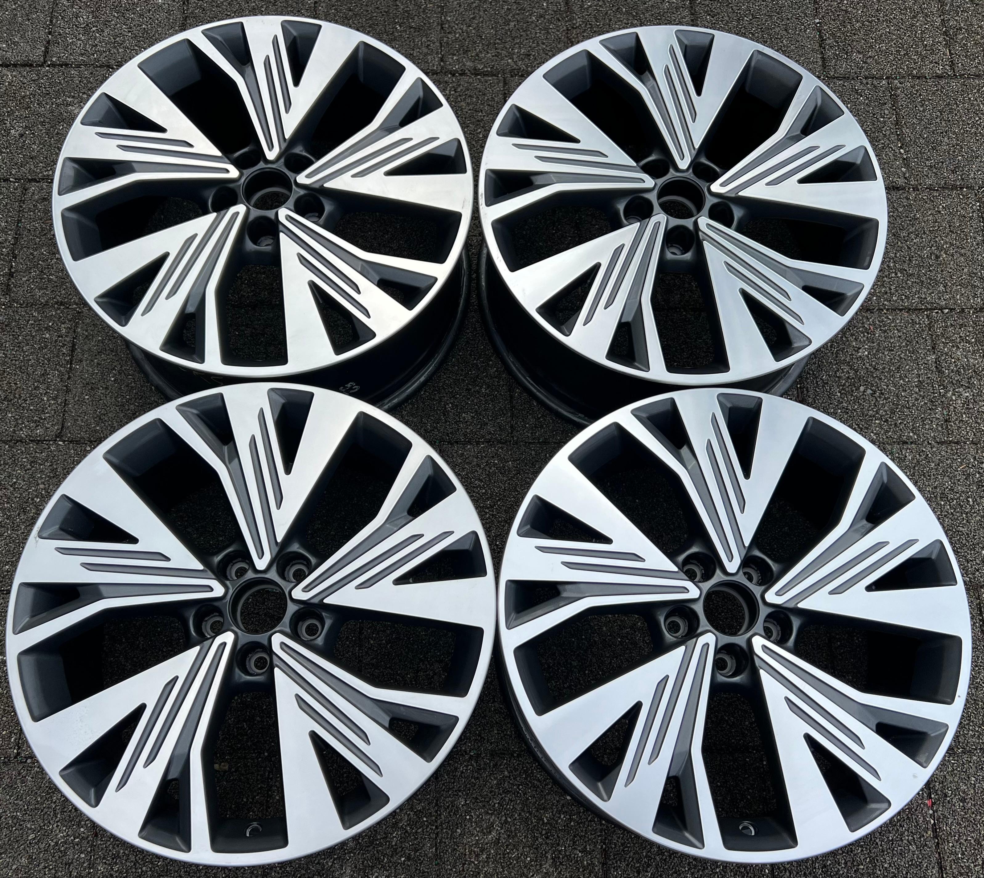 4 ORIGINAL 19" ALUFELGEN FELGEN AUDI Q4 E-TRON 89A601025C 8x19 ET45 FREIHAUS
