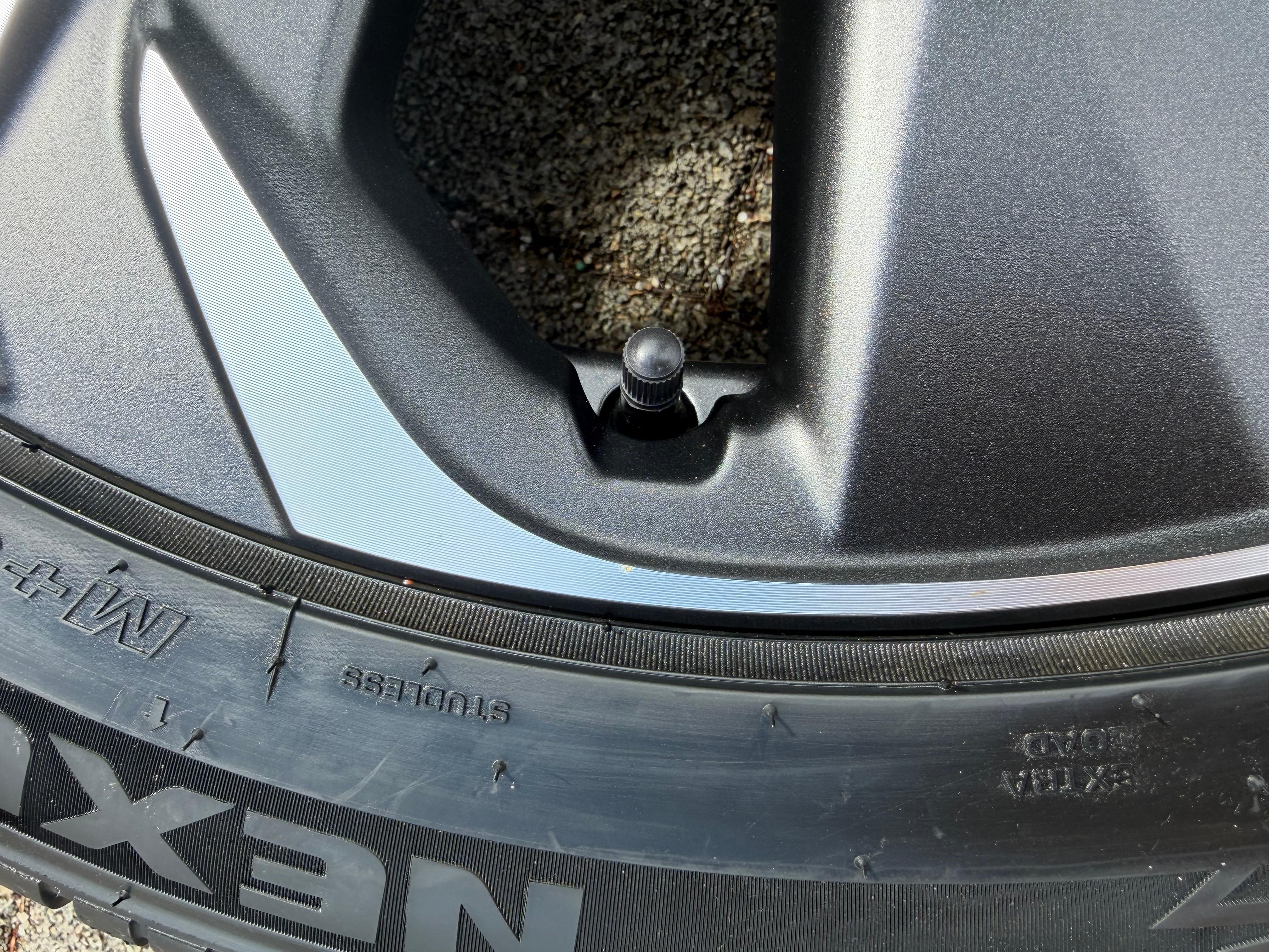 4 Original 20" Alu Winterräder Cupra Tavascan 255/45R10 105V Nexen 2026