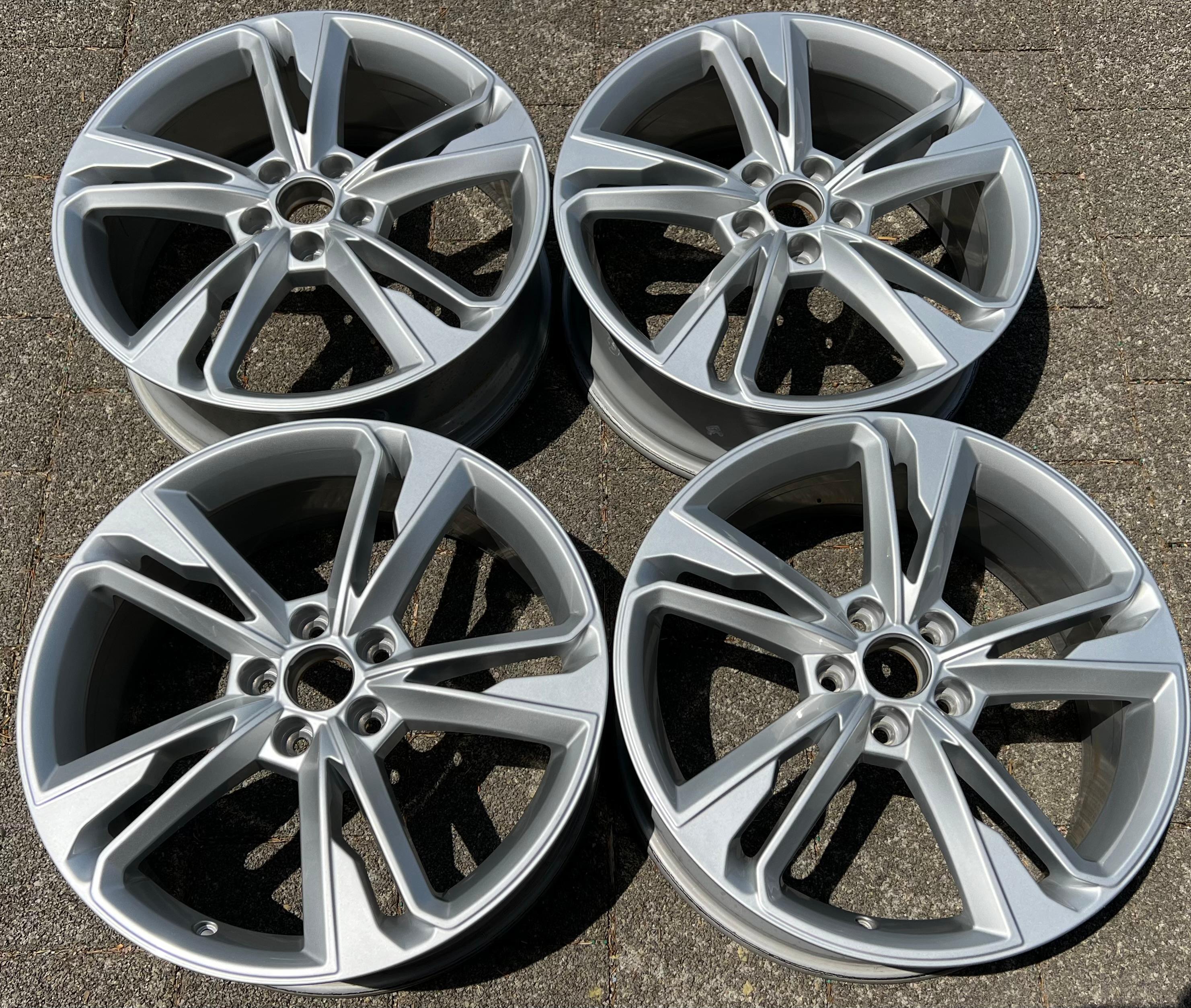 4 ORIGINAL 19" ALUFELGEN AUDI Q3 F3 83A601025M 7x19 ET43 FELGEN FREIHAUS