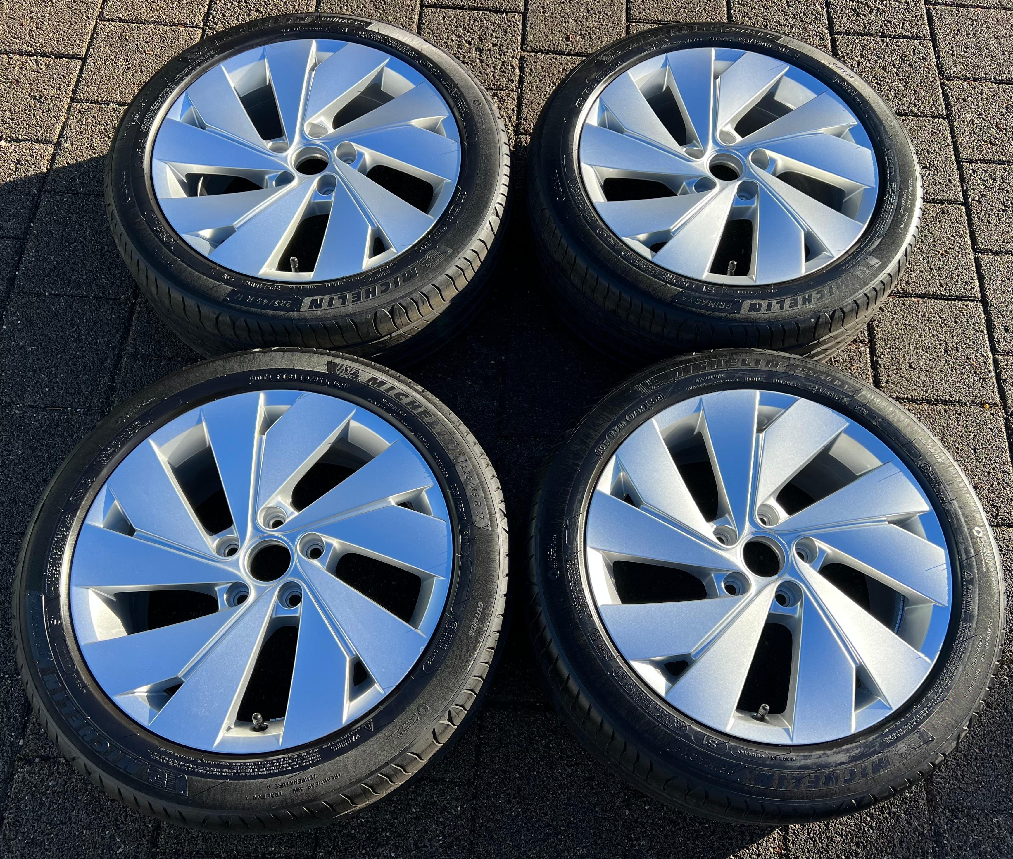 4 CERCHI ESTIVI IN ALLUMINIO ORIGINALI DA 17" VW GOLF 8 VIII 225/45R17 91W 2021 BELMONT CONSEGNA GRATUITA