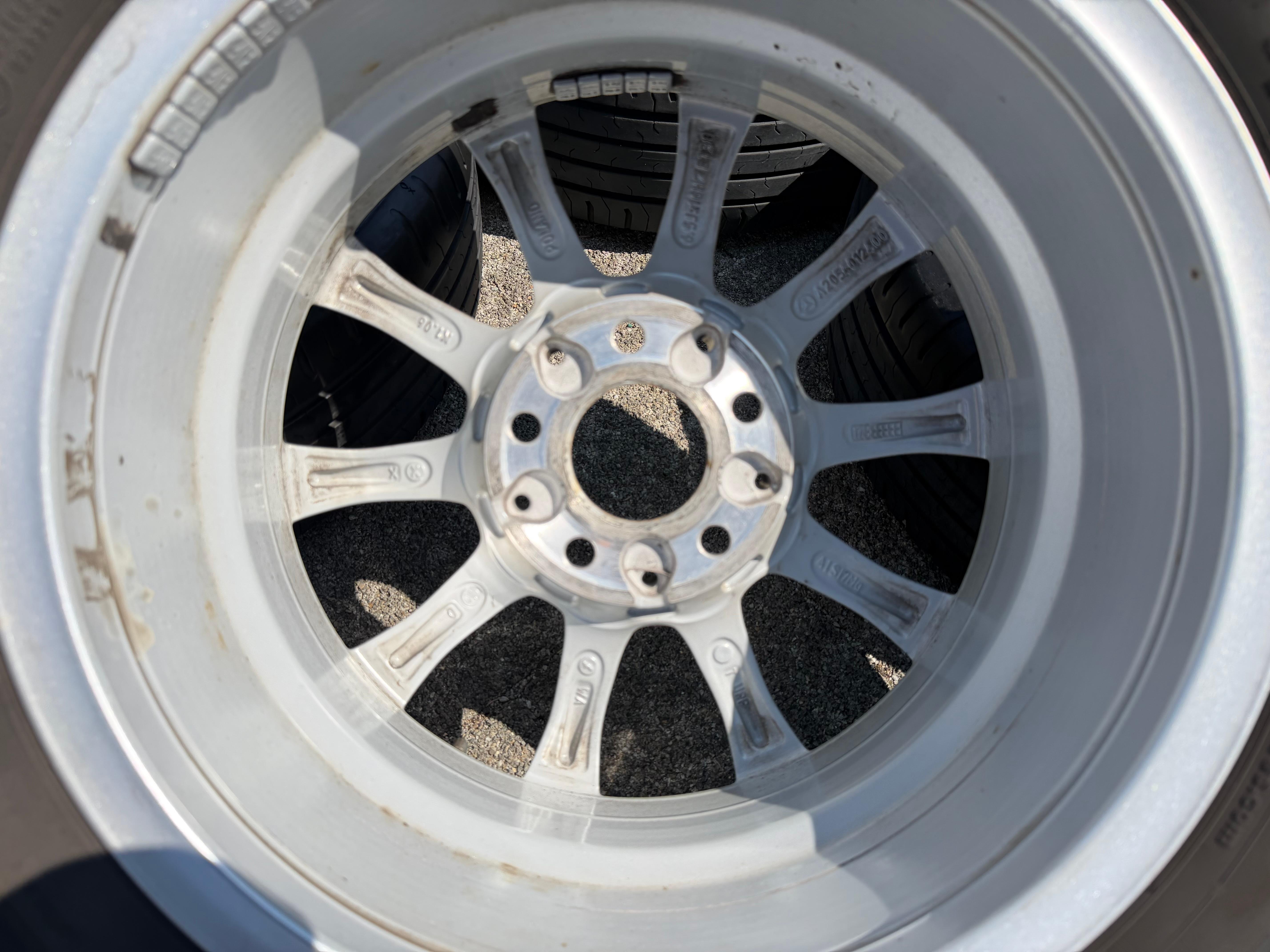 4 ruedas de verano originales de aluminio Mercedes Clase C W205 205 A2054012400 2022 RDKS