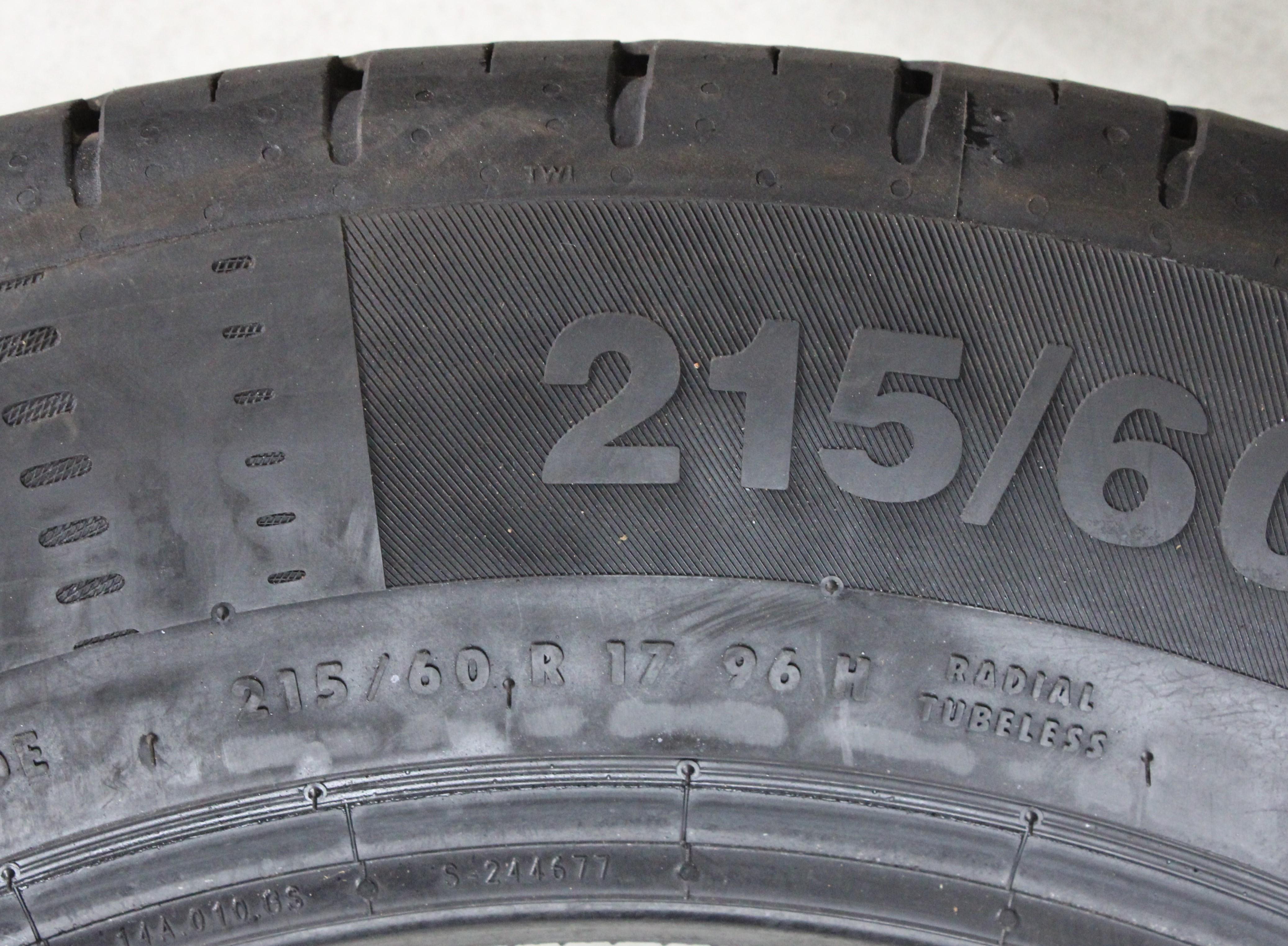 4 x 215/60R17 96H Sommerreifen Continental Premium Contact 5 2x 6,5-7mm und 2x 6-6,5mm 2019