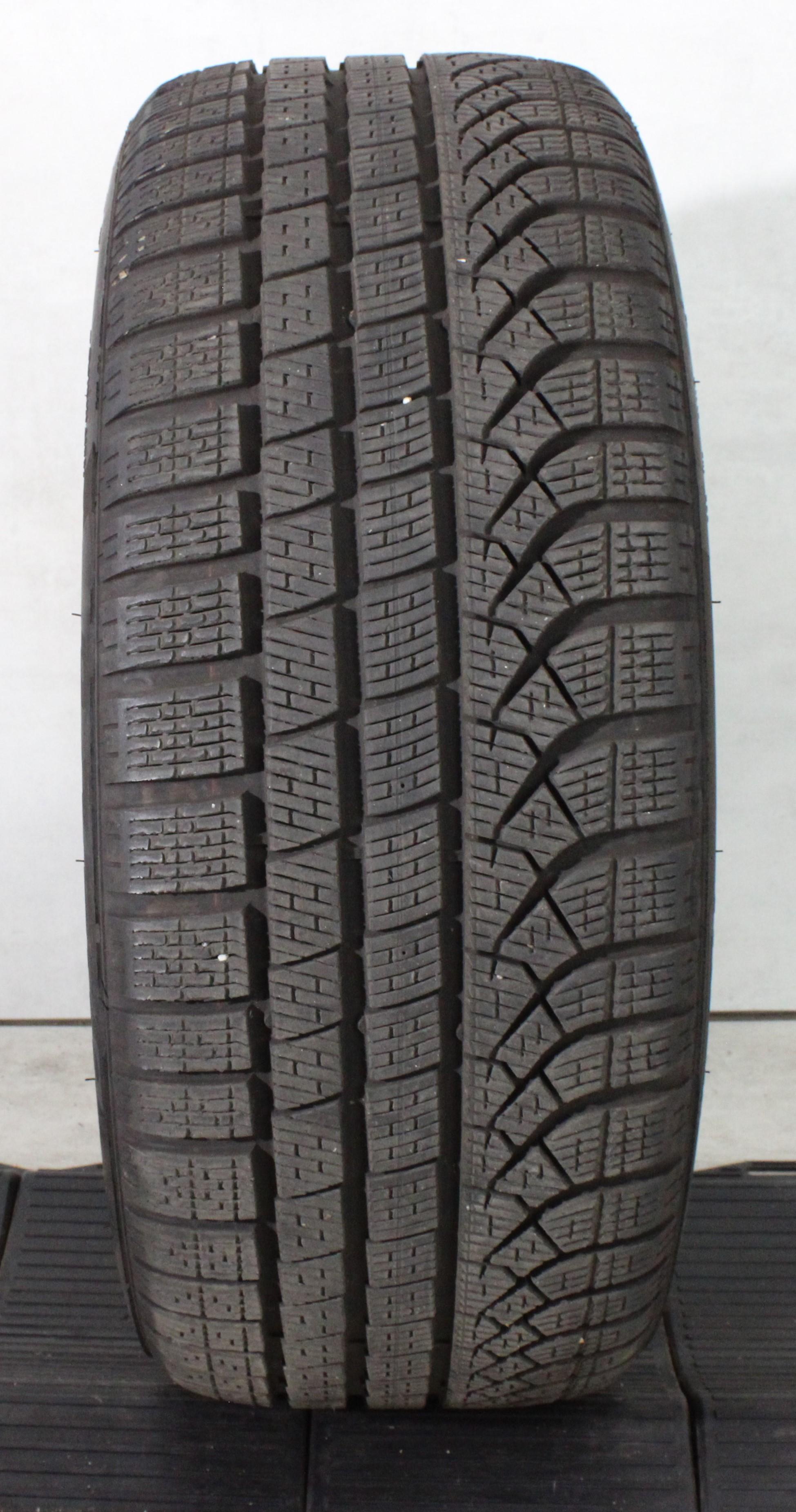 1 x 245/40R20 99V Winterreifen Pirelli Pzero Winter MO* 7mm 2025 XL