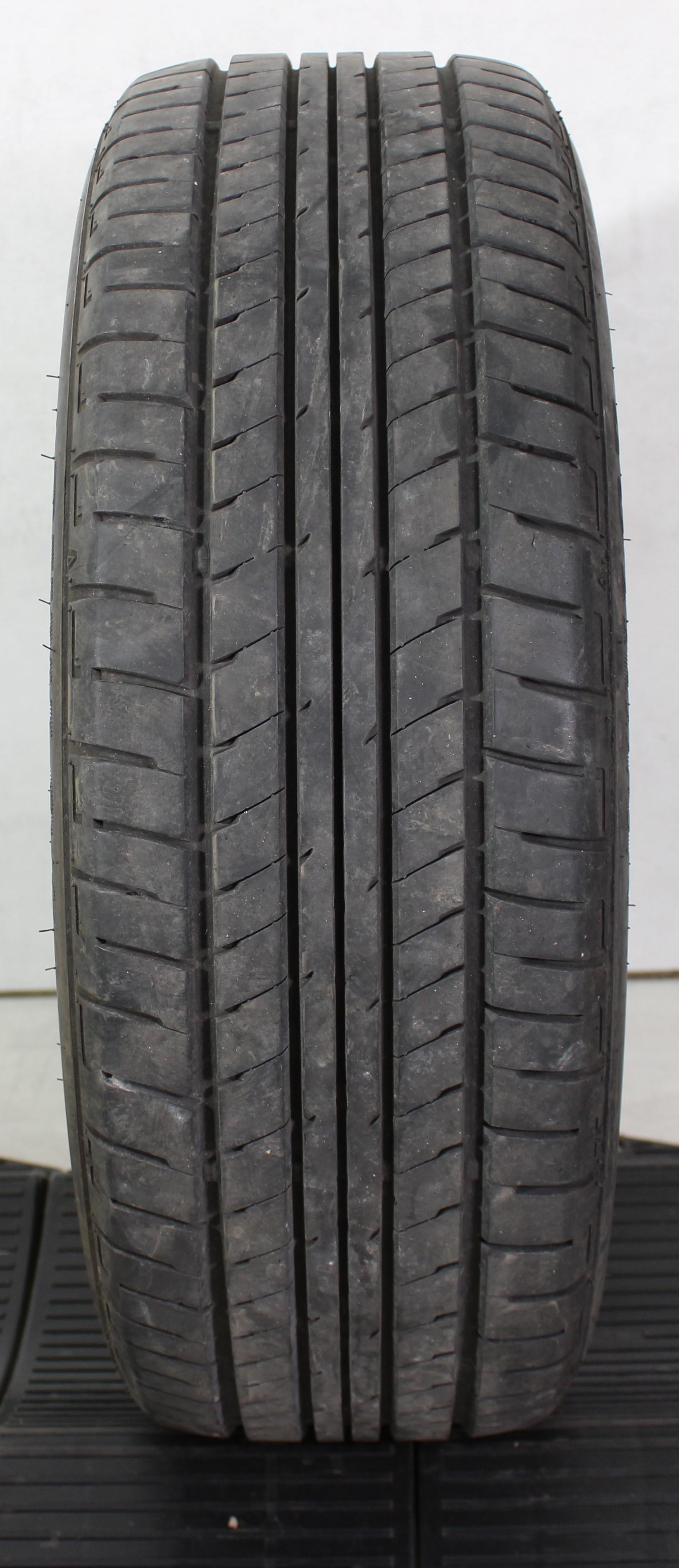 1 x 195/55R16 87V pneu été Dunlop Sport Bluresponse au centre 7mm et sur les épaules 6mm. 2013