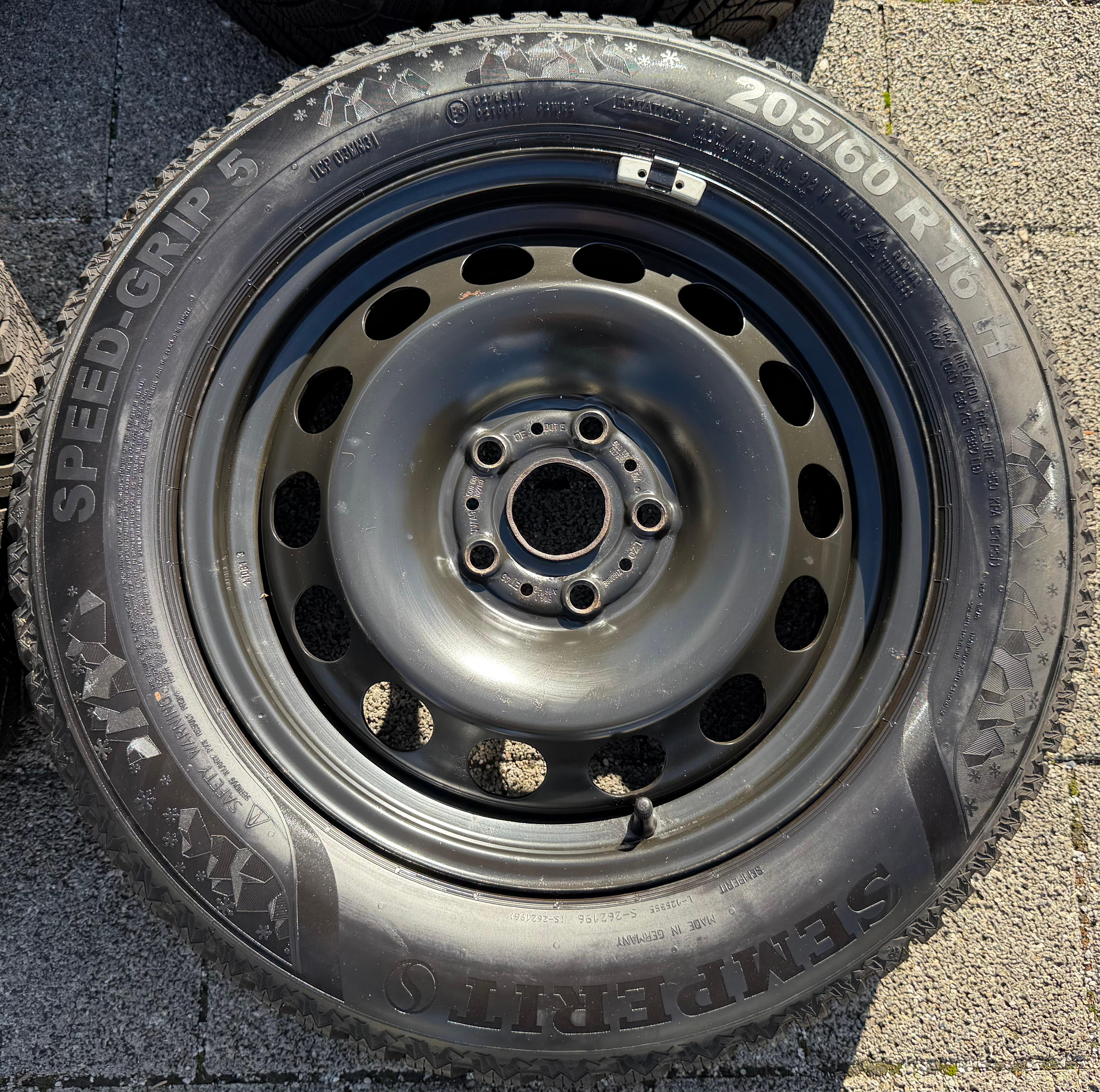 4 Winterräder Skoda Octavia IV 4 NX 205/60R16 96H 5Q0601027BQ Semperit