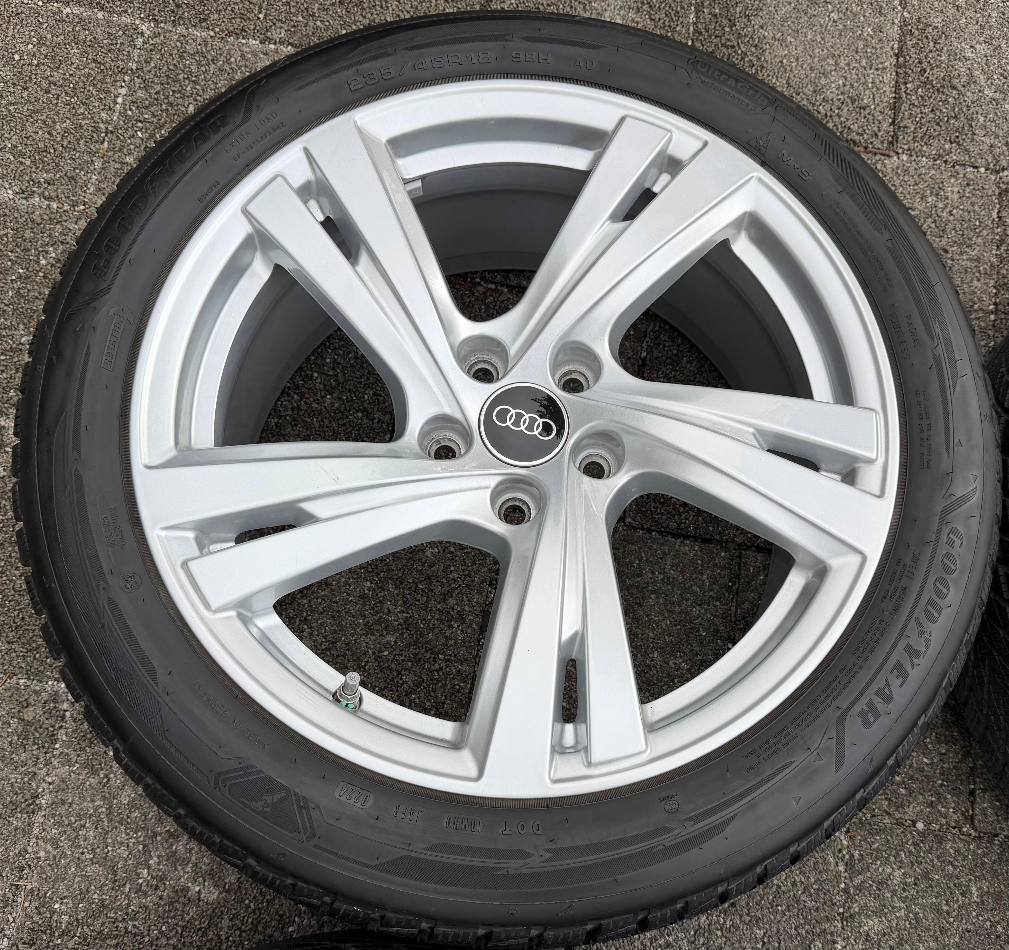 4 RUEDAS DE ALEACIÓN ORIGINALES DE INVIERNO DE 18" AUDI A5 S5 FU2 B10 8B3601025C 235/45R18 98H 2024