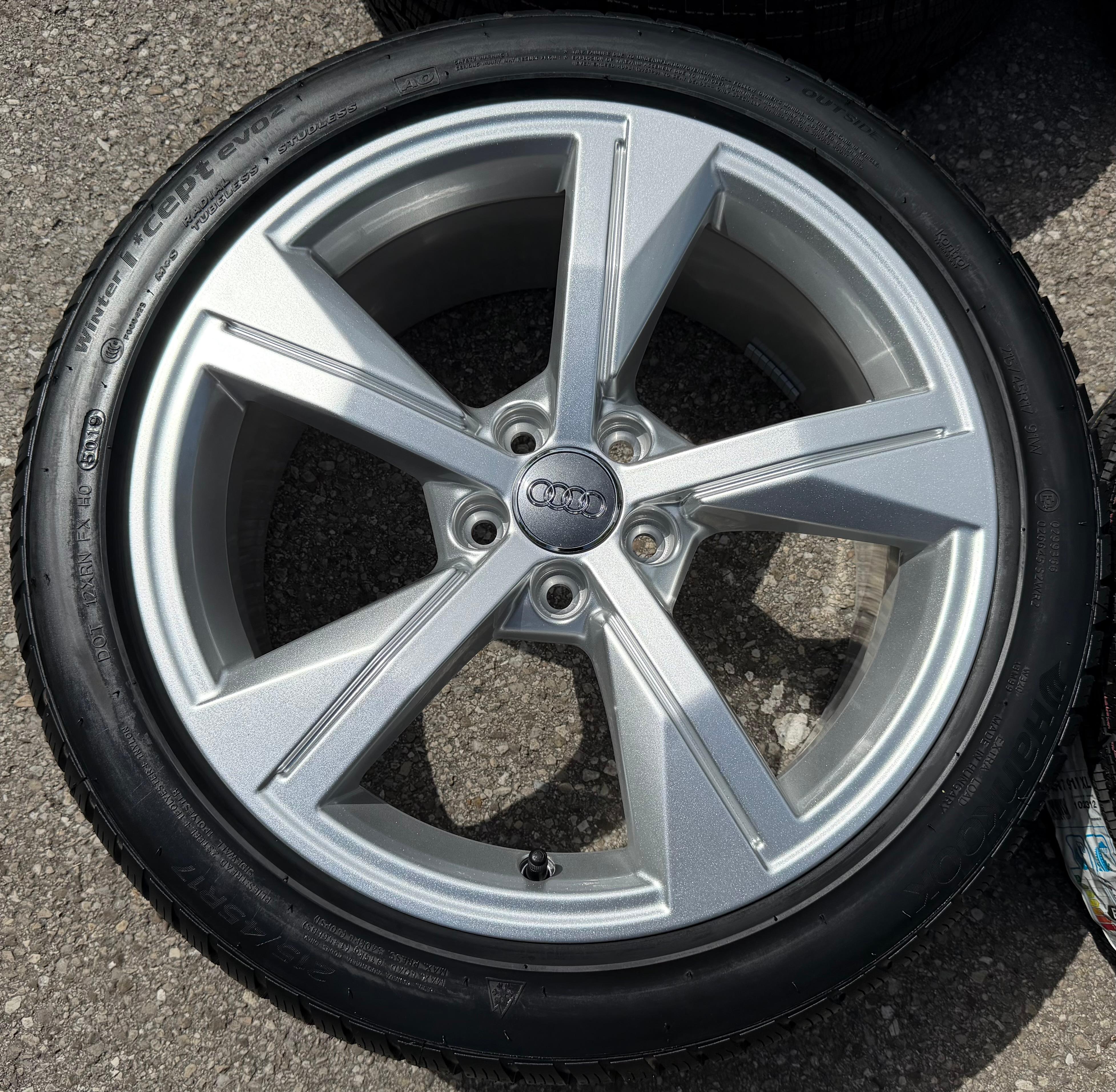 4 ORIGINAL 17" ALU WINTERRÄDER AUDI A1 S1 GB 82A601025G 215/45R17 91W HANKOOK