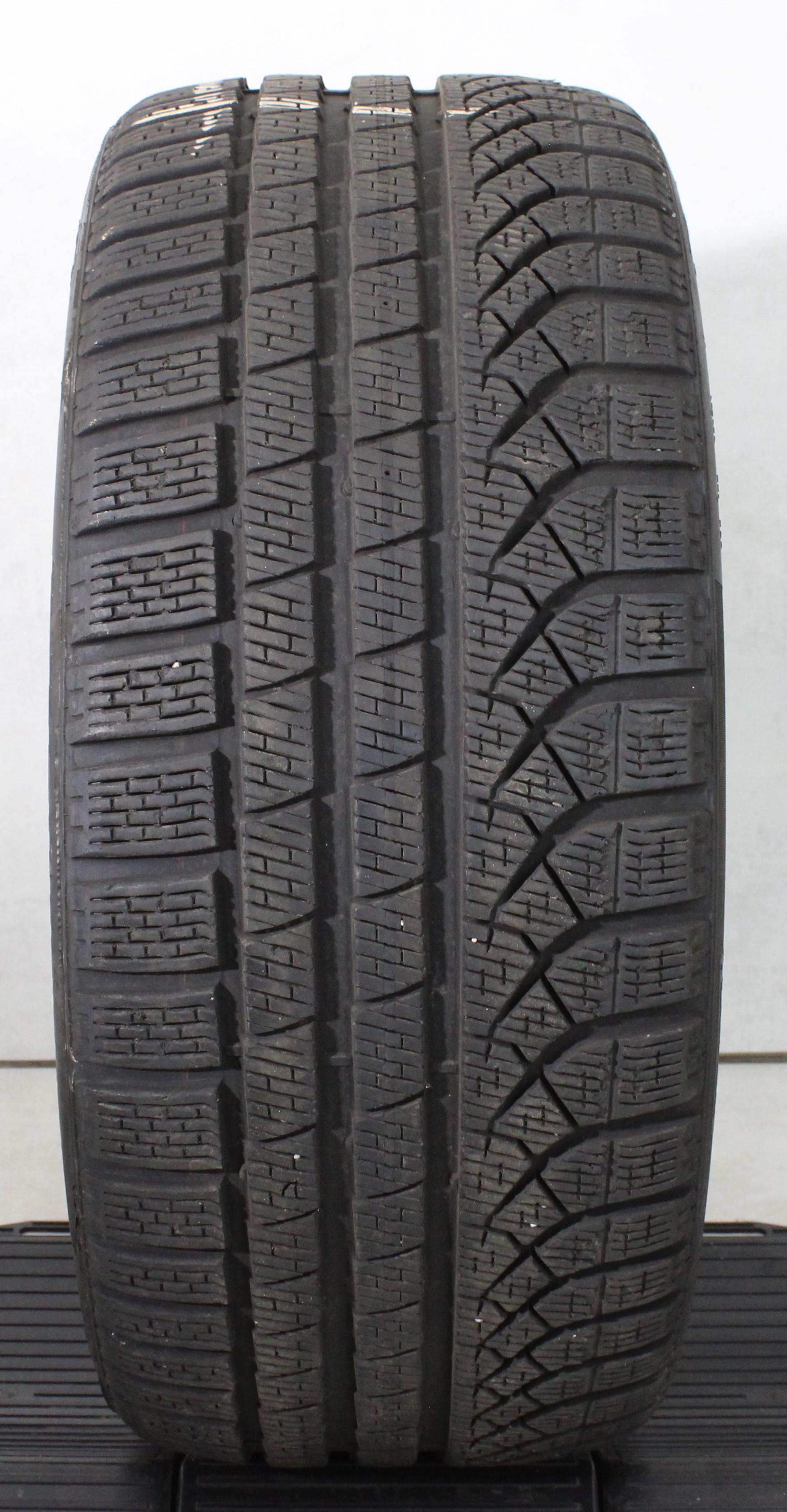 1 x 255/35R19 96W Neumático de invierno Pirelli Pzero Winter ALP 6-6,5mm 2021 XL