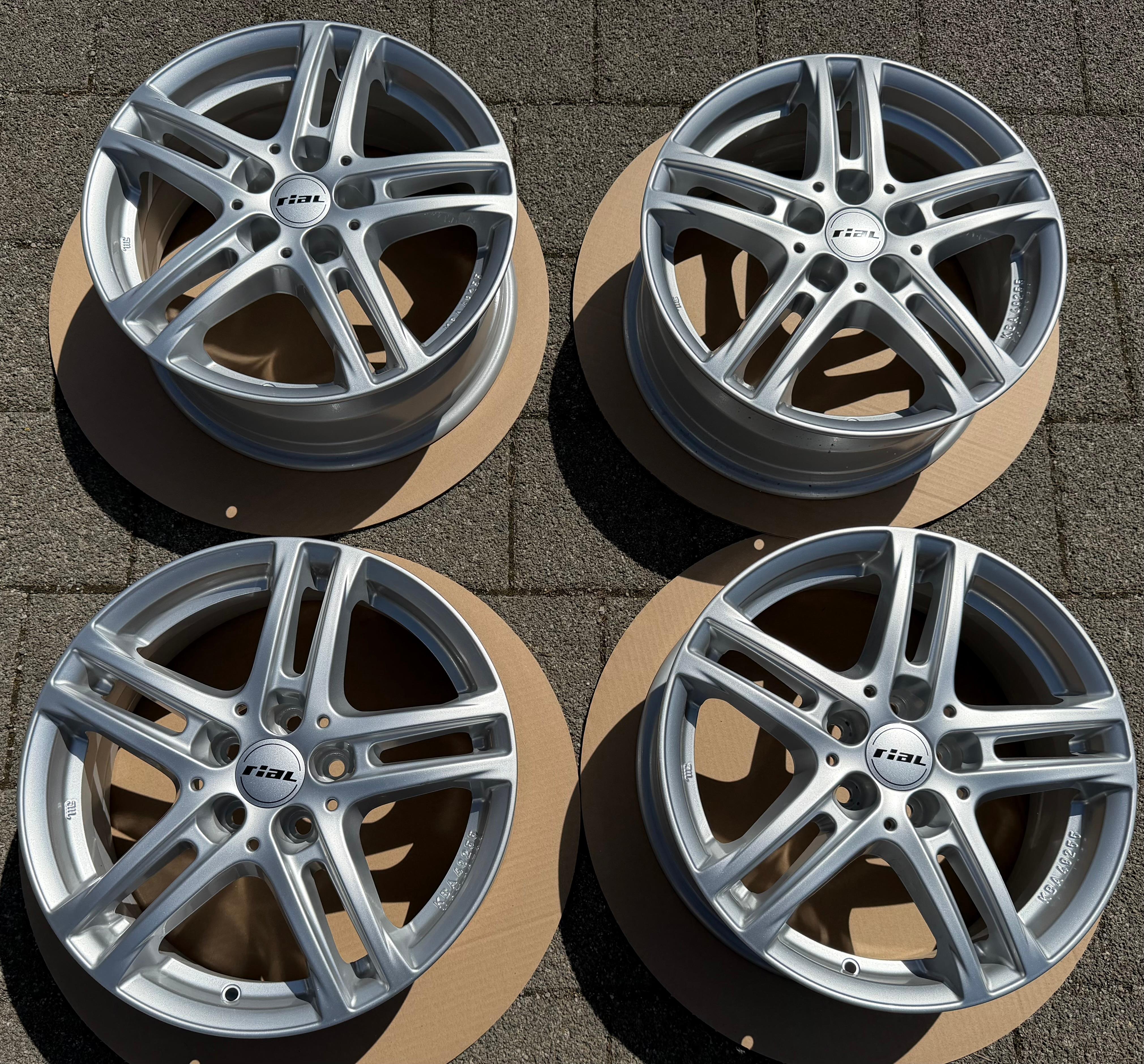 4 ALUFELGEN 16" VW GOLF 4 NEW BEETLE POLO T-CROSS AUDI A1 SKODA FABIA SEAT IBIZA
