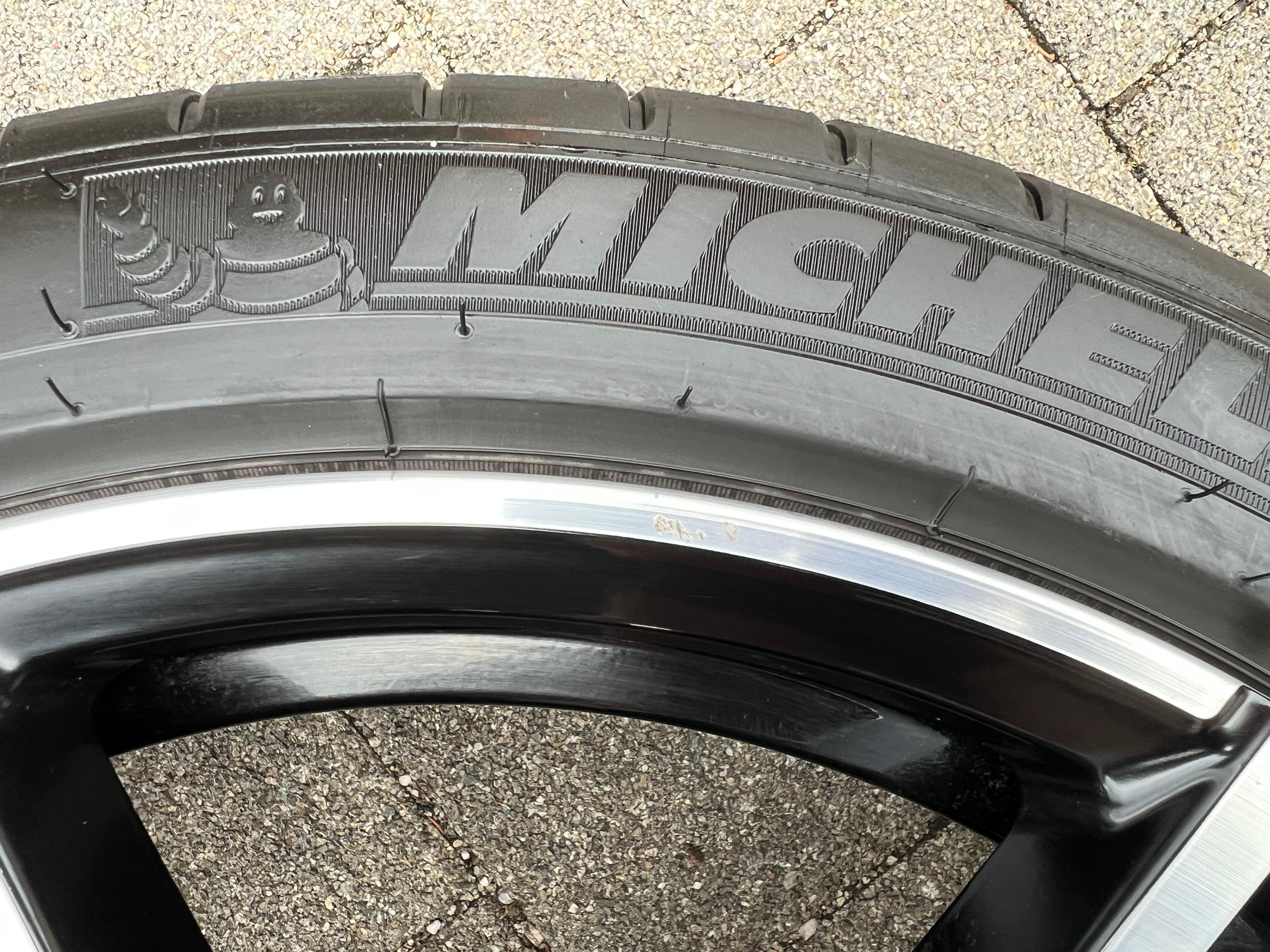 4 CERCHI IN ALLUMINIO ORIGINALI DA 19" SOMMER PER BMW Z4 G29 ROADSTER STYLING M799 799 M 8089877 8089876