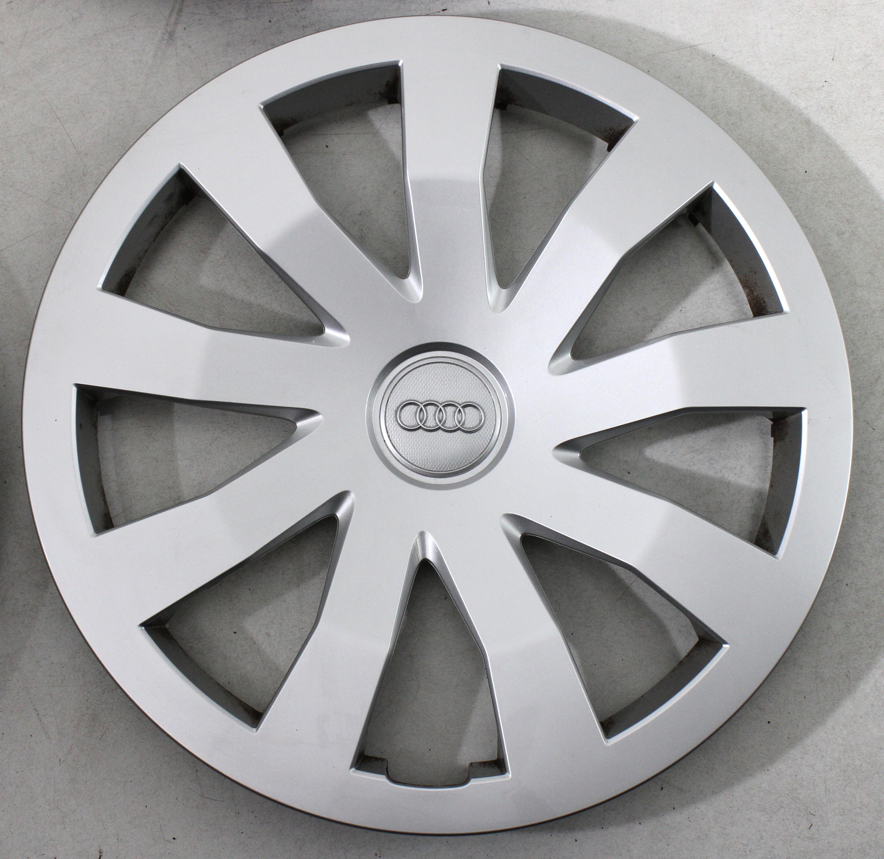 4 TAPACUBOS EMBELLECEDORES ORIGINALES DE 15" PARA AUDI A1 GB 82A601147 15 PULGADAS