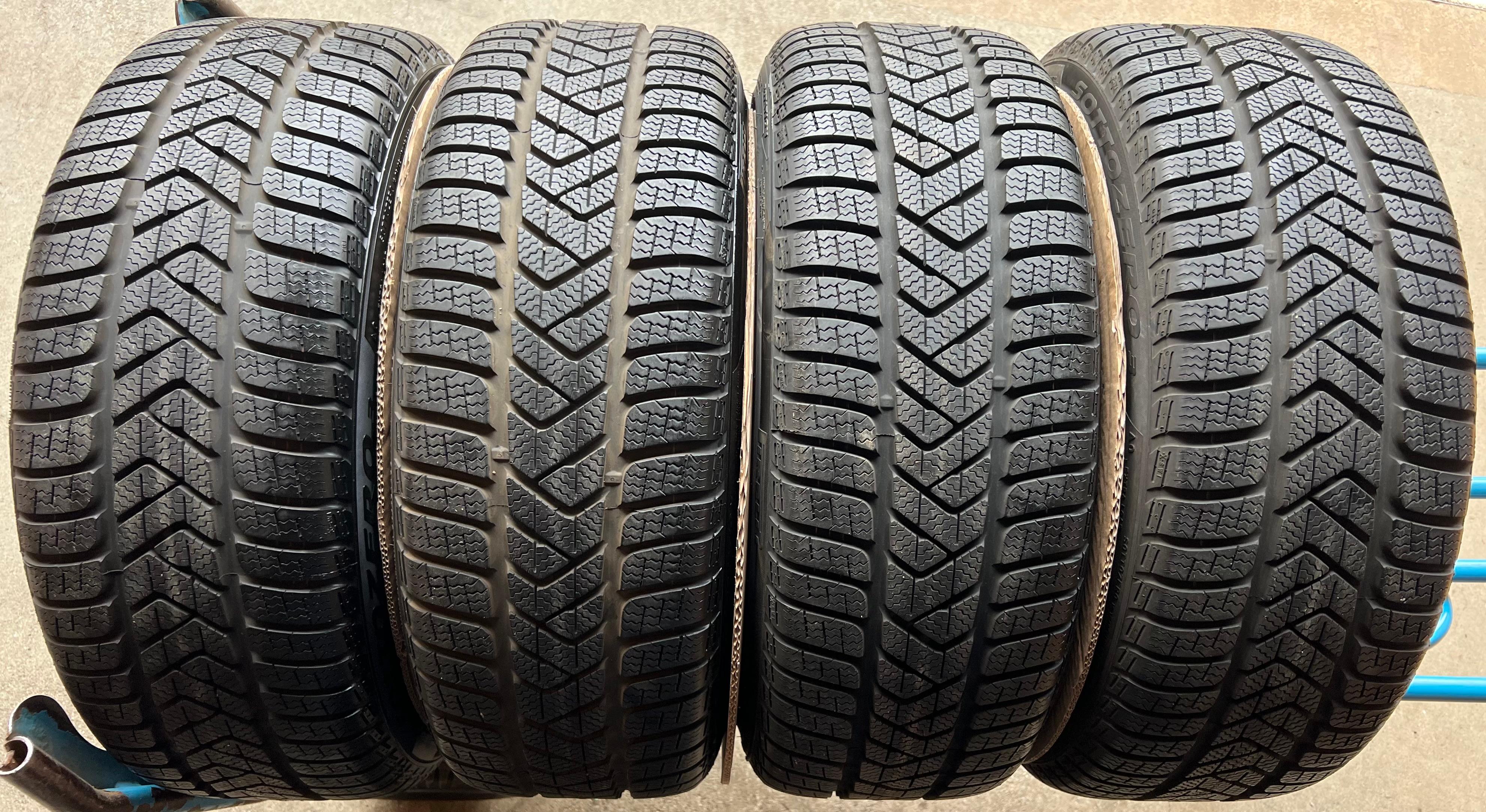 4 ORIGINAL 19" ALU WINTERRÄDER AUDI TT TTS 8S 8S0601025AG 225/40R19 93V PIRELLI